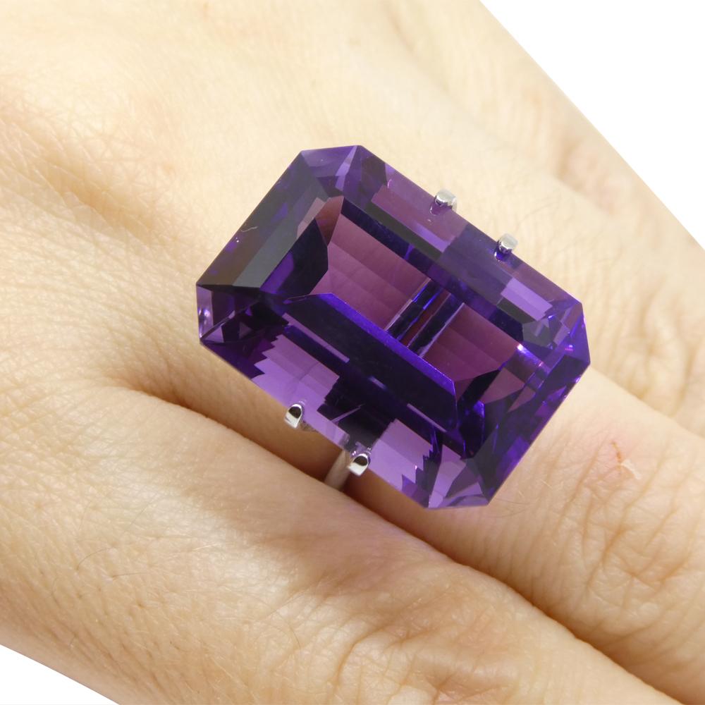 Descrizione:

Tipo di gemma: Ametista
Numero di pietre: 1
Peso: 29,21 carati
Misure: 22,02 x 15,72 x 12,11 mm
Forma: Taglio smeraldo
Stile di taglio:
Stile di taglio Corona: Taglio a gradini
Padiglione Stile di Taglio: Taglio a gradini
Trasparenza: