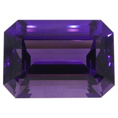 29.21 Karat lila Amethyst im Smaragdschliff aus Uruguay