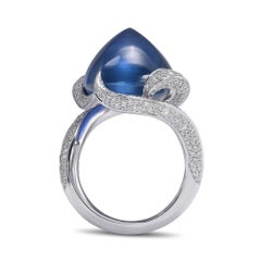 29,26 cts Certified Royal Blue Cabochon Burma Sapphire und Diamant Couture Ring