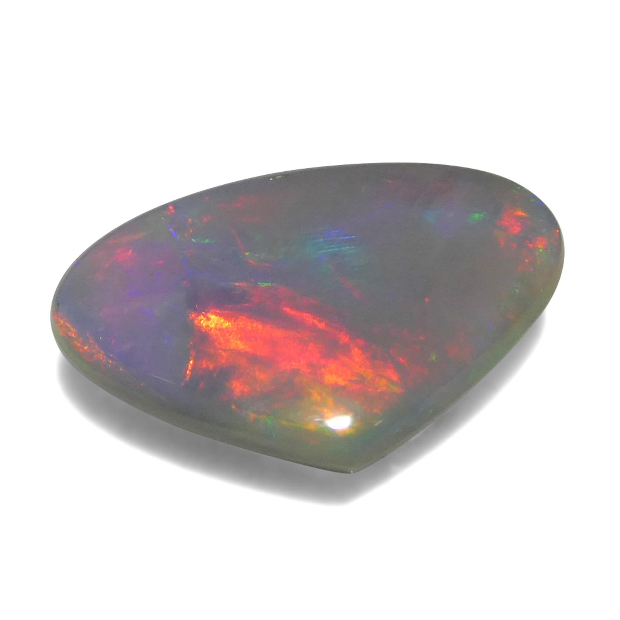 2.92ct Opale grigio cabochon a forma libera dall'Australia in vendita 2