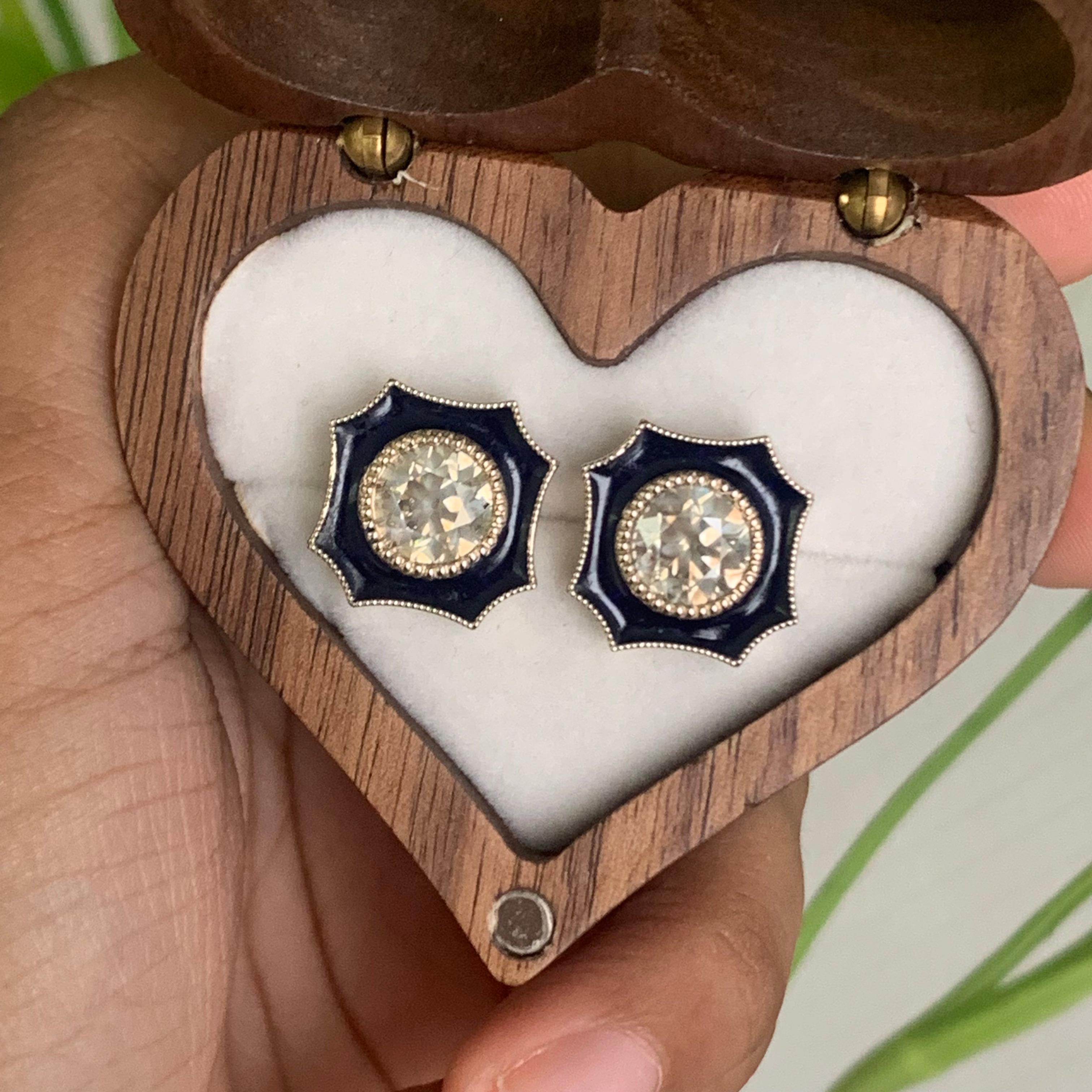 Boucles d'oreilles en diamant taille ancienne de 2,93 carats de style Art déco (or 14K) en vente 2