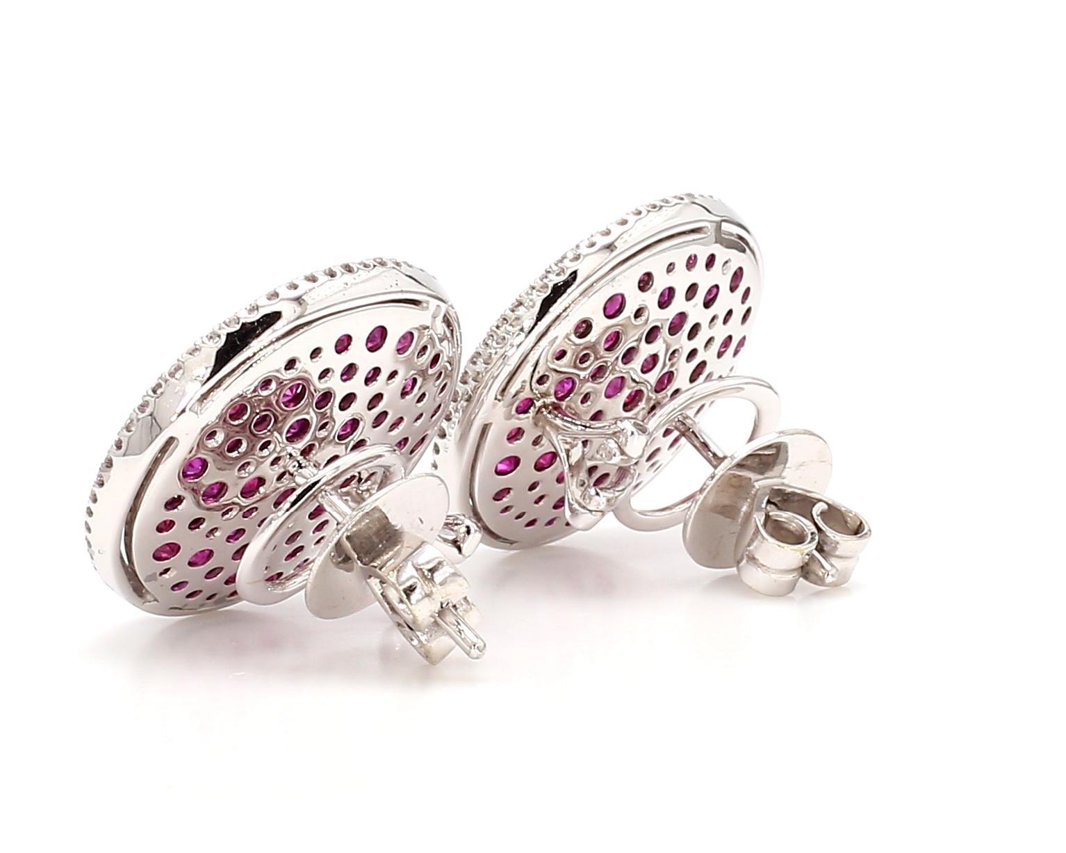 Round Cut 2.93 Carat Diamond Ruby Swirly Stud Earrings in 18K Gold For Sale