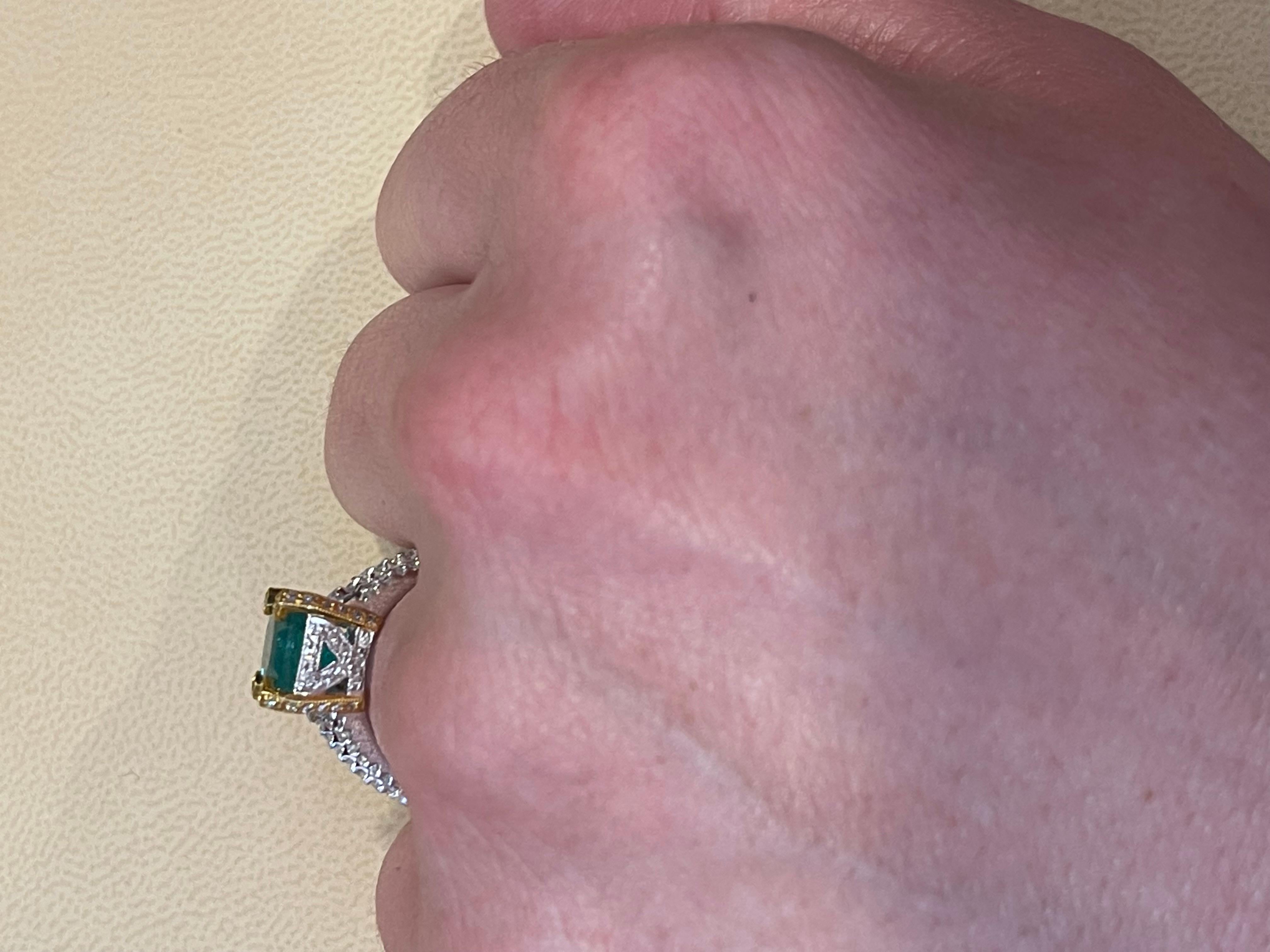 2.93 Carat Emerald Cut Colombian Emerald & 0.52Ct Diamond Ring 18K White/Y Gold For Sale 10