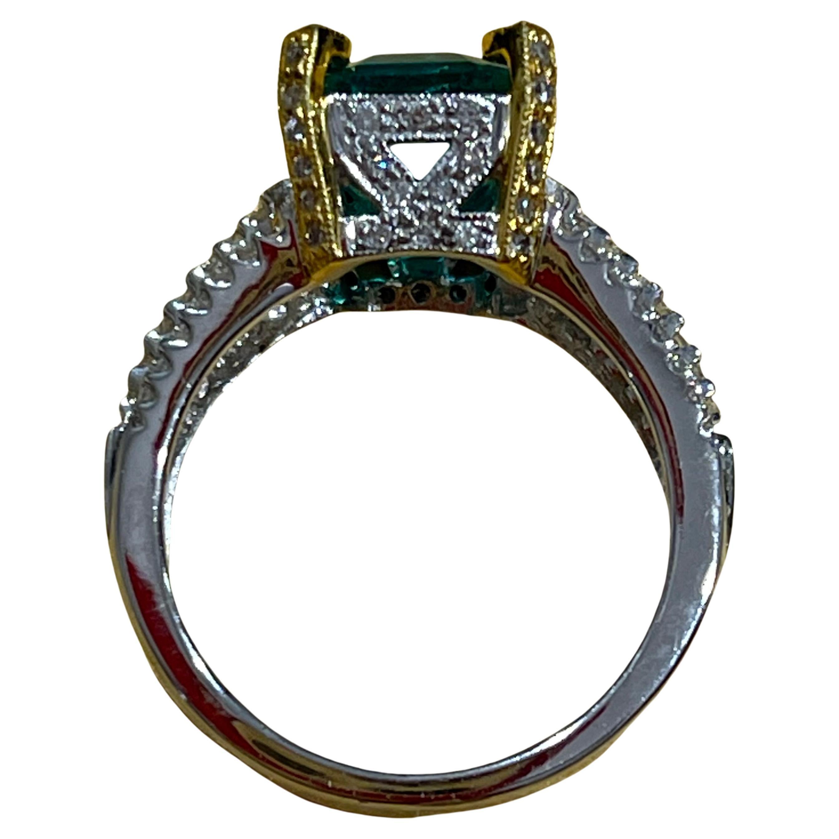 2.93 Carat Emerald Cut Colombian Emerald & 0.52Ct Diamond Ring 18K White/Y Gold In Excellent Condition For Sale In New York, NY