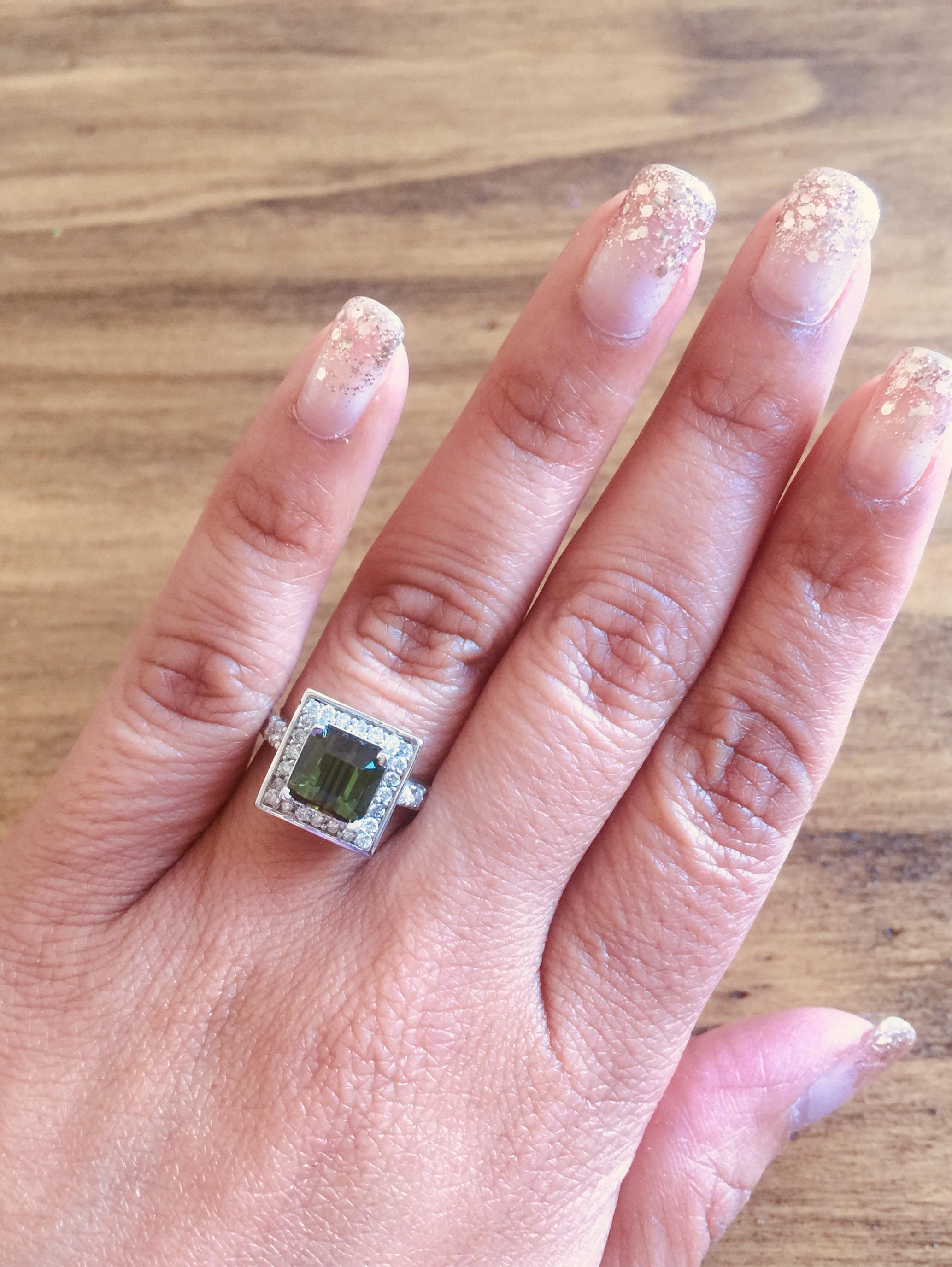 Women's 2.93 Carat Green Tourmaline Diamond White Gold Ring For Sale