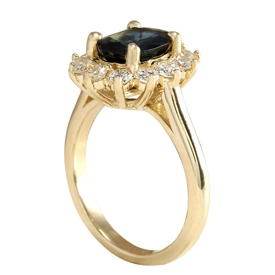 Oval Cut Natural Sapphire 14 Karat Yellow Gold Diamond Ring For Sale