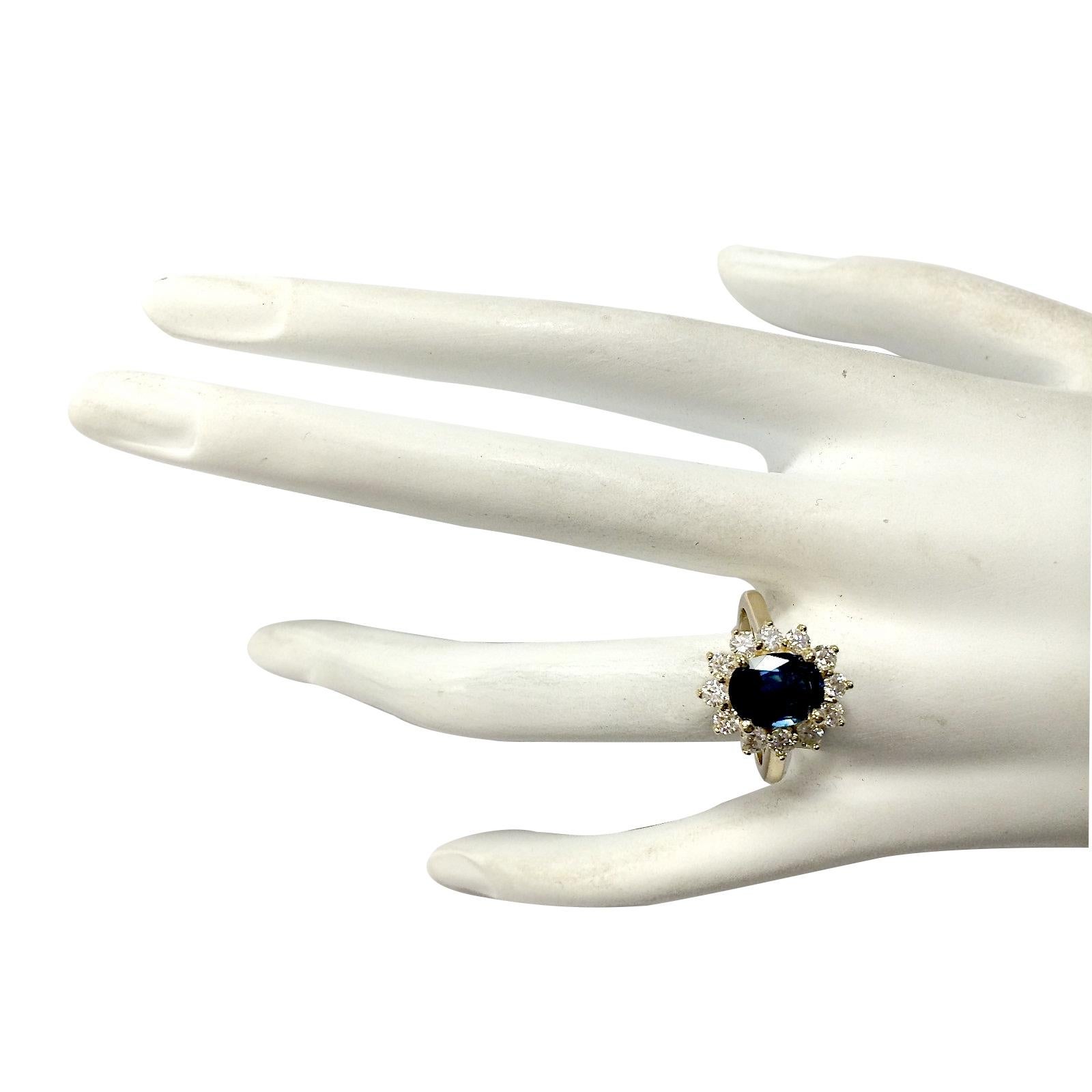 Natural Sapphire 14 Karat Yellow Gold Diamond Ring In New Condition For Sale In Los Angeles, CA
