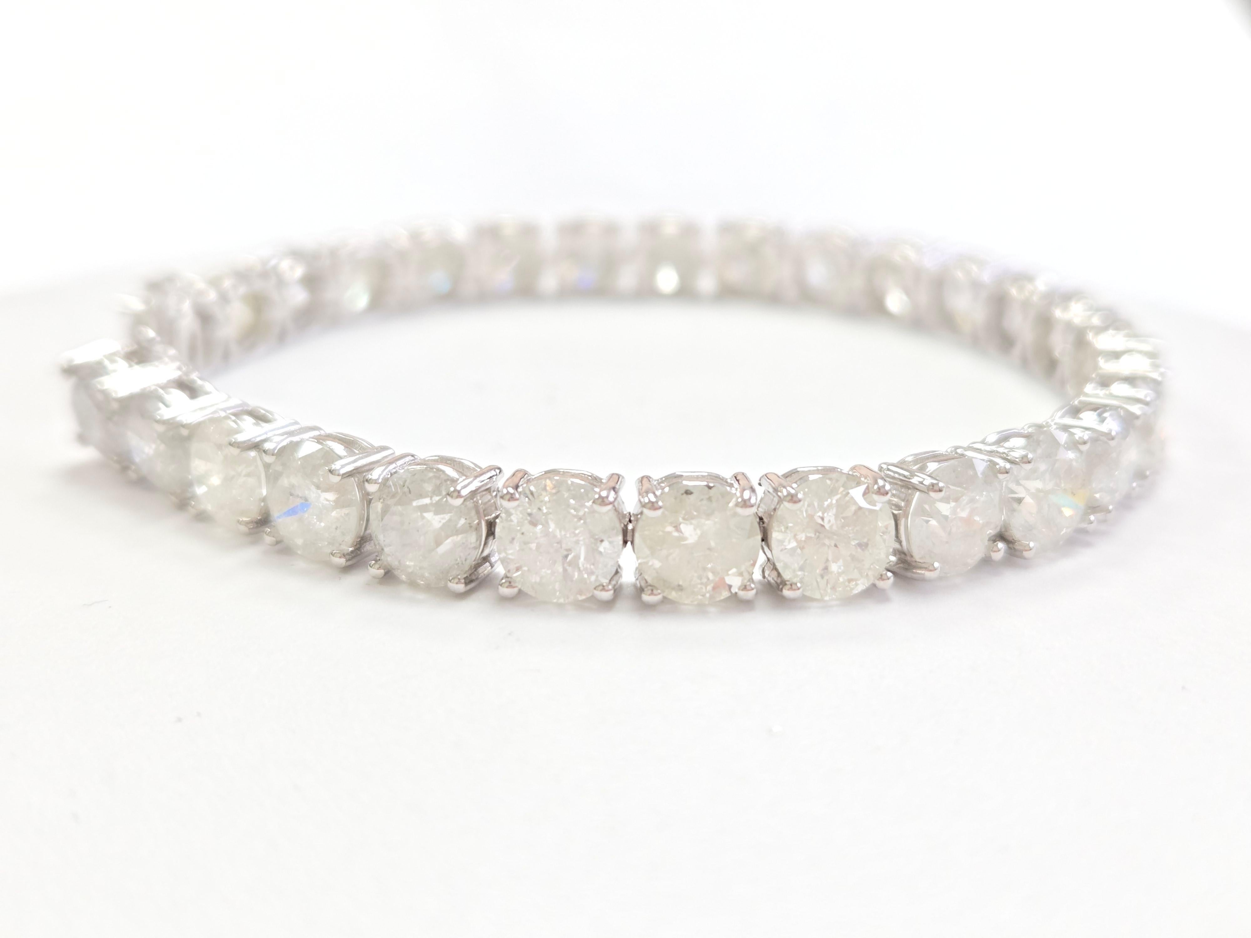 29.30 Karat natürliches Diamant-Tennisarmband aus 14 Karat Weißgold im Zustand „Neu“ in Great Neck Plaza, NY