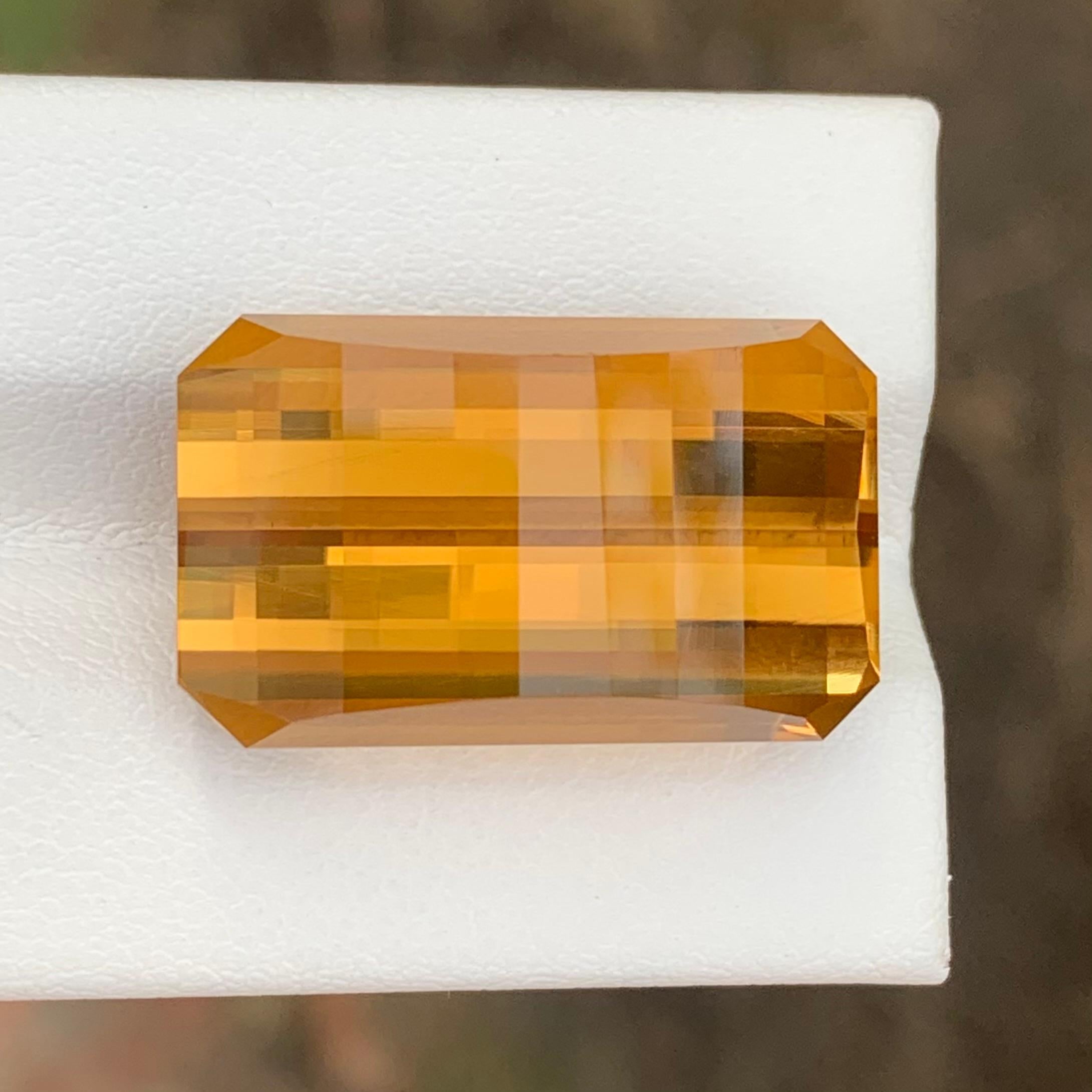 29,30 carati di Citrino naturale sfuso Smith & Smith Bar Cut Gemstone In condizioni Nuovo in vendita a Peshawar, PK