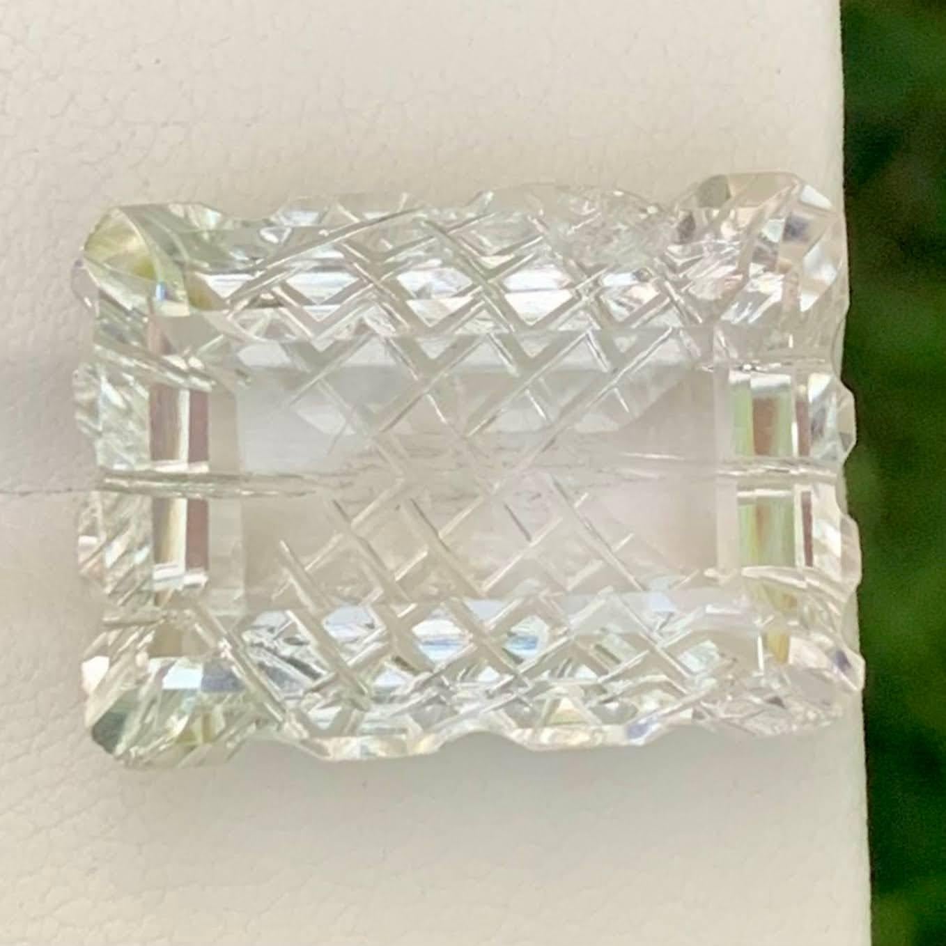 29.30 Carat Natural Loose Fancy Carved Quartz For Jewellery Pakistani Gemstone Neuf - En vente à Bangkok, TH