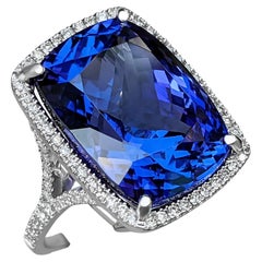 29.35 Ct Violetish Blue Tanzanite & 0.85 Ct Diamonds, 18 Kt. White Gold, Ring
