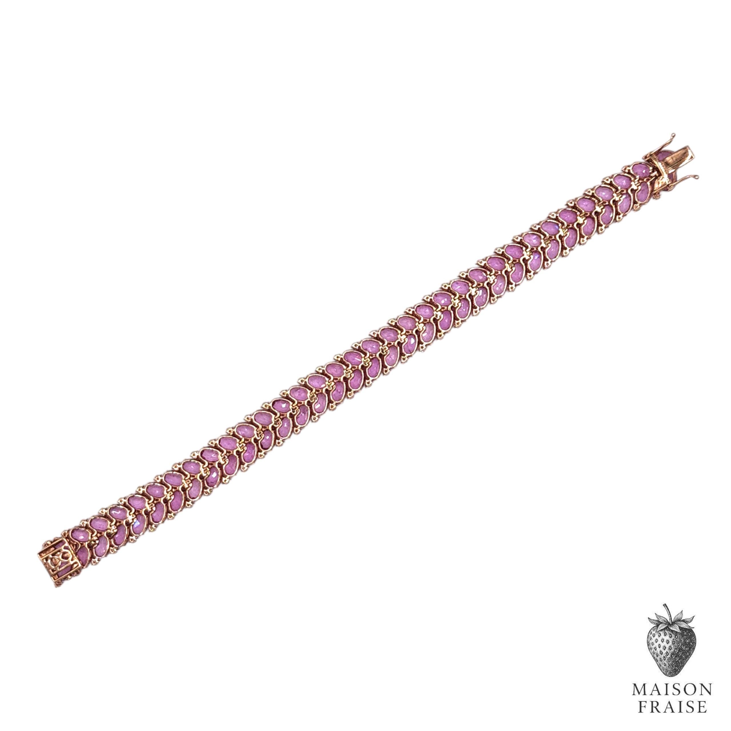 29.35ct Pink Sapphire Bracelet with Diamonds in 18K Rose Gold Corte rosa en venta