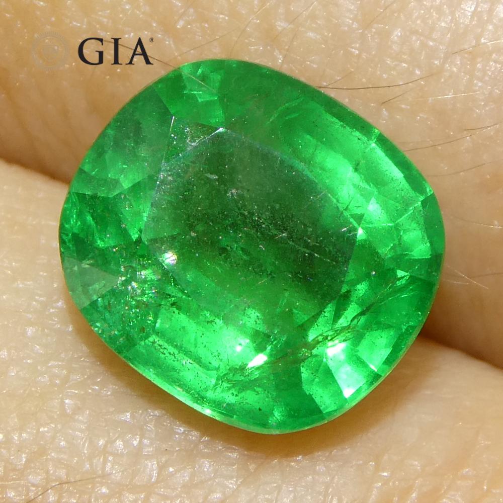 2.93ct Cushion Green Emerald GIA Certified Zambia (F2) For Sale 8