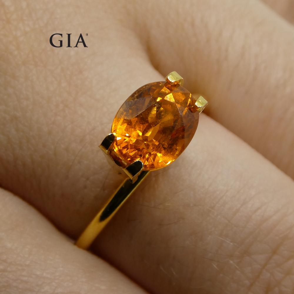 Óvalo de granate espesartina/espesartita naranja fanta vivo de 2,93 ct, certificado GIA en venta 3