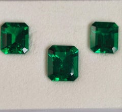 2,93 ct + 2,94 ct + 3,86 ct: conjunto de esmeraldas colombianas de gran calidad, hecho a medida, SSEF GRS