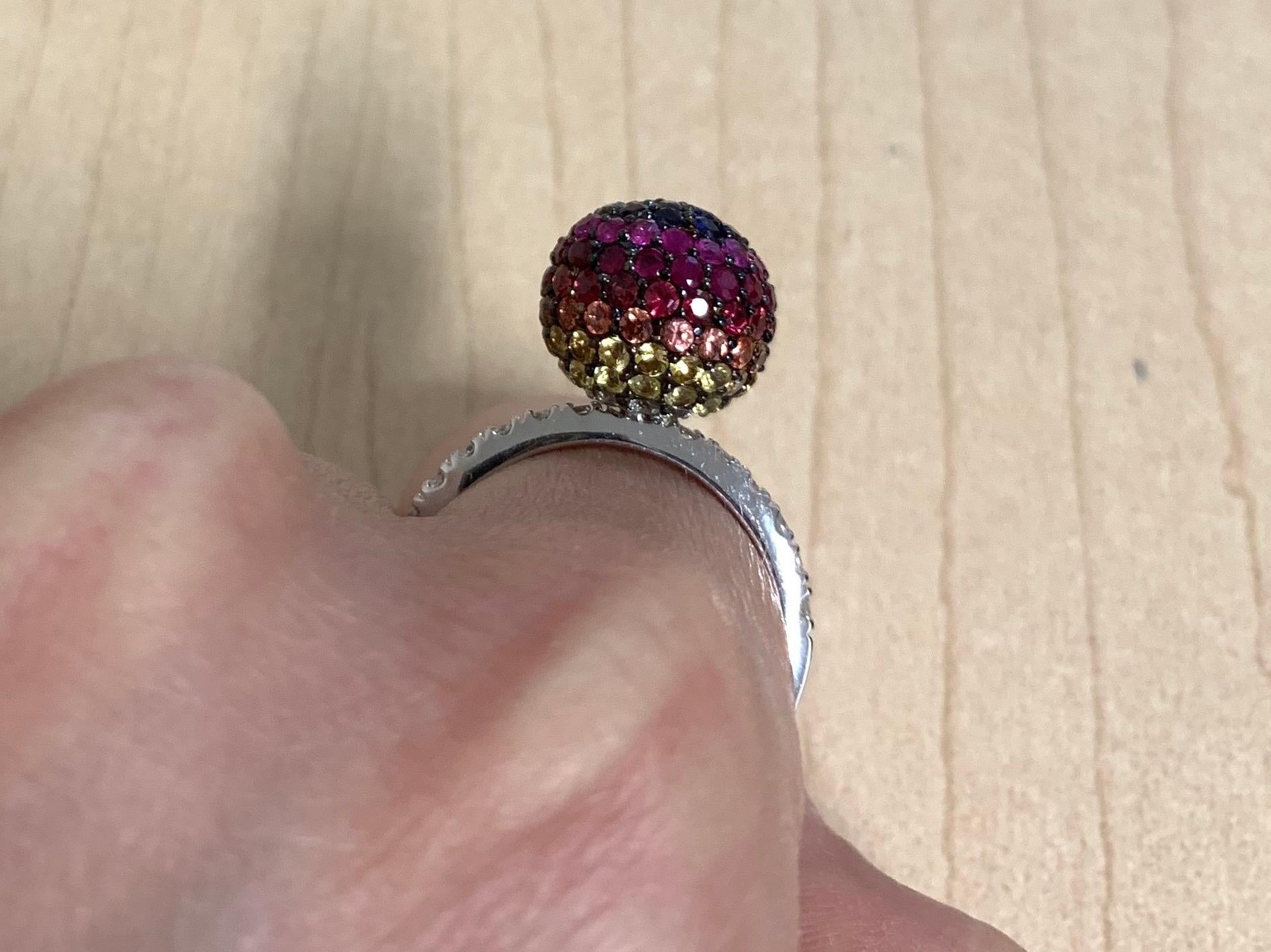 2.94 Carat Rainbow Ball Multi-Color Sapphire and Diamond Ring In New Condition In GREAT NECK, NY