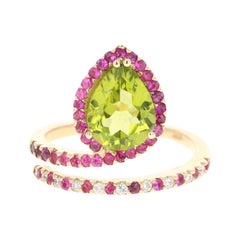 2.94 Carat Peridot Sapphire Diamond 14 Karat Yellow Gold Engagement Ring