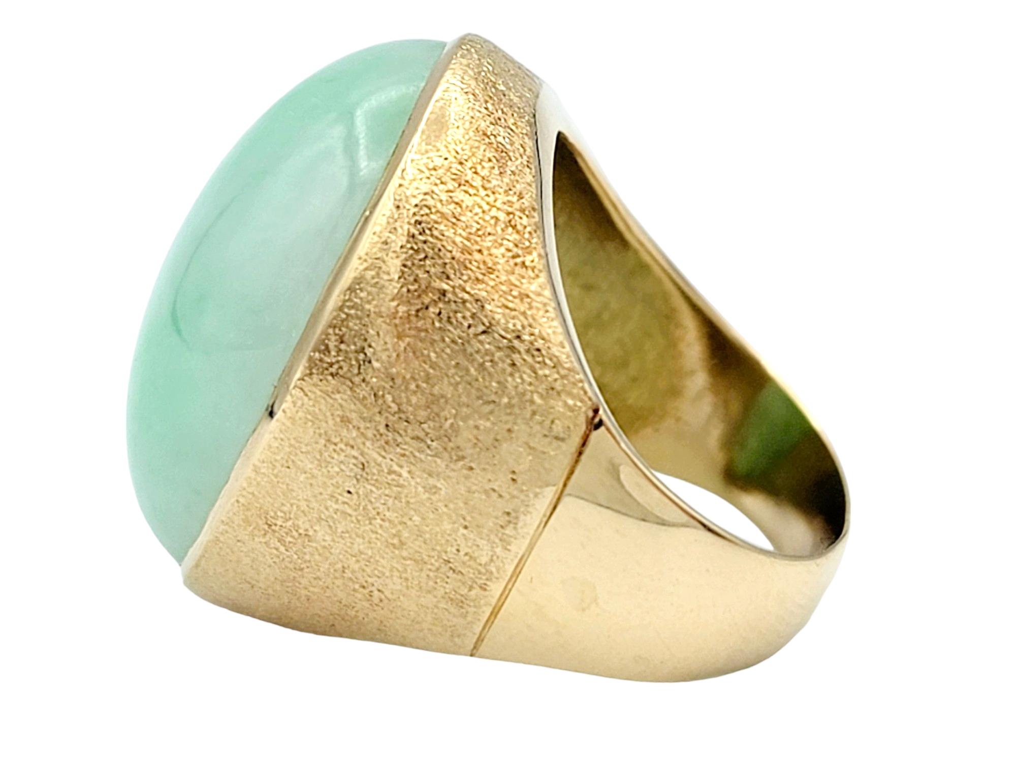 29.40 Carat Solitaire Oval Cabochon Green Nephrite Jade Ring in Yellow Gold In Good Condition For Sale In Scottsdale, AZ