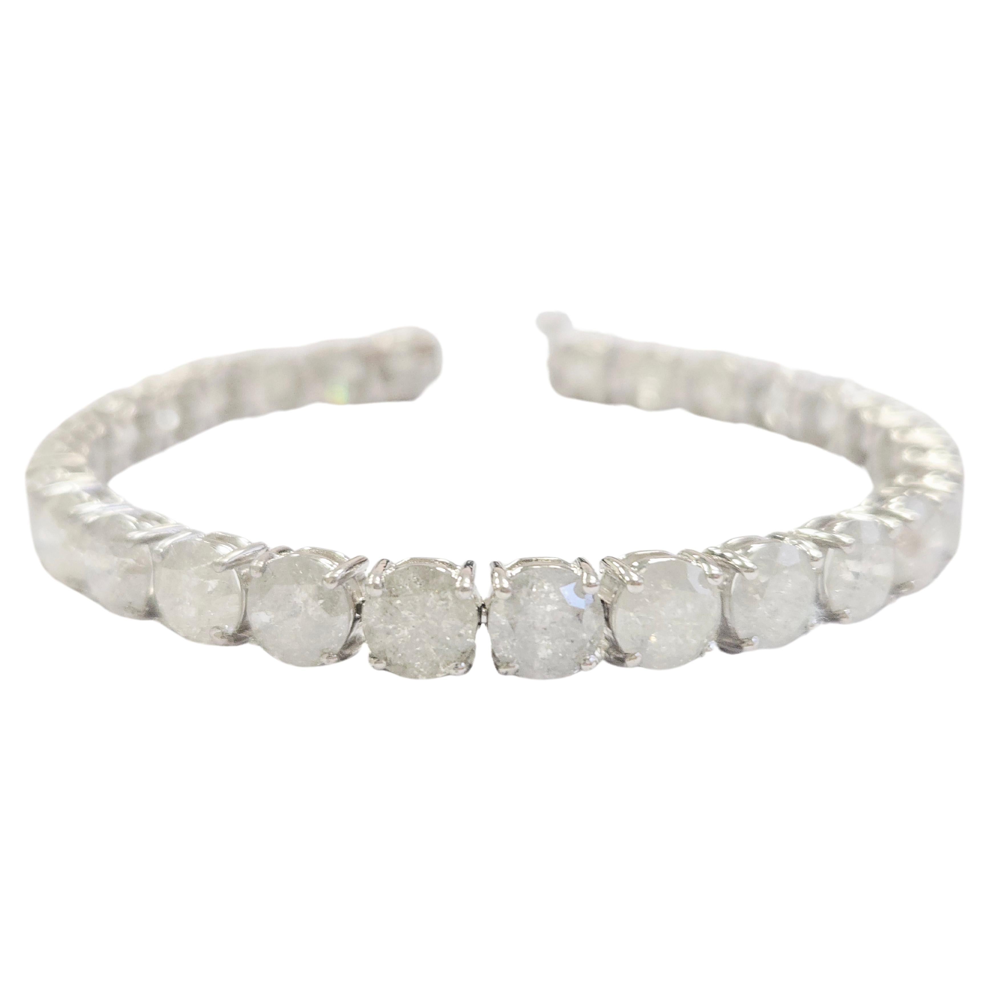 29.48 Carat Natural Diamond Tennis Bracelet 14 Karat White Gold en vente
