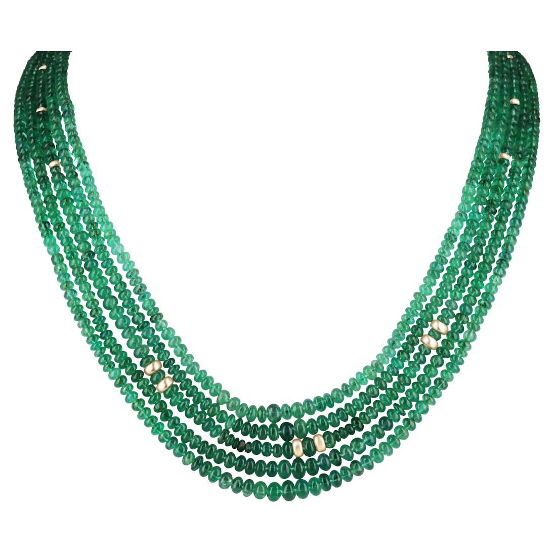 Collier à cinq rangs de perles vertes moyennes avec rondelle d'émeraude naturelle 14 carats 294 carats
