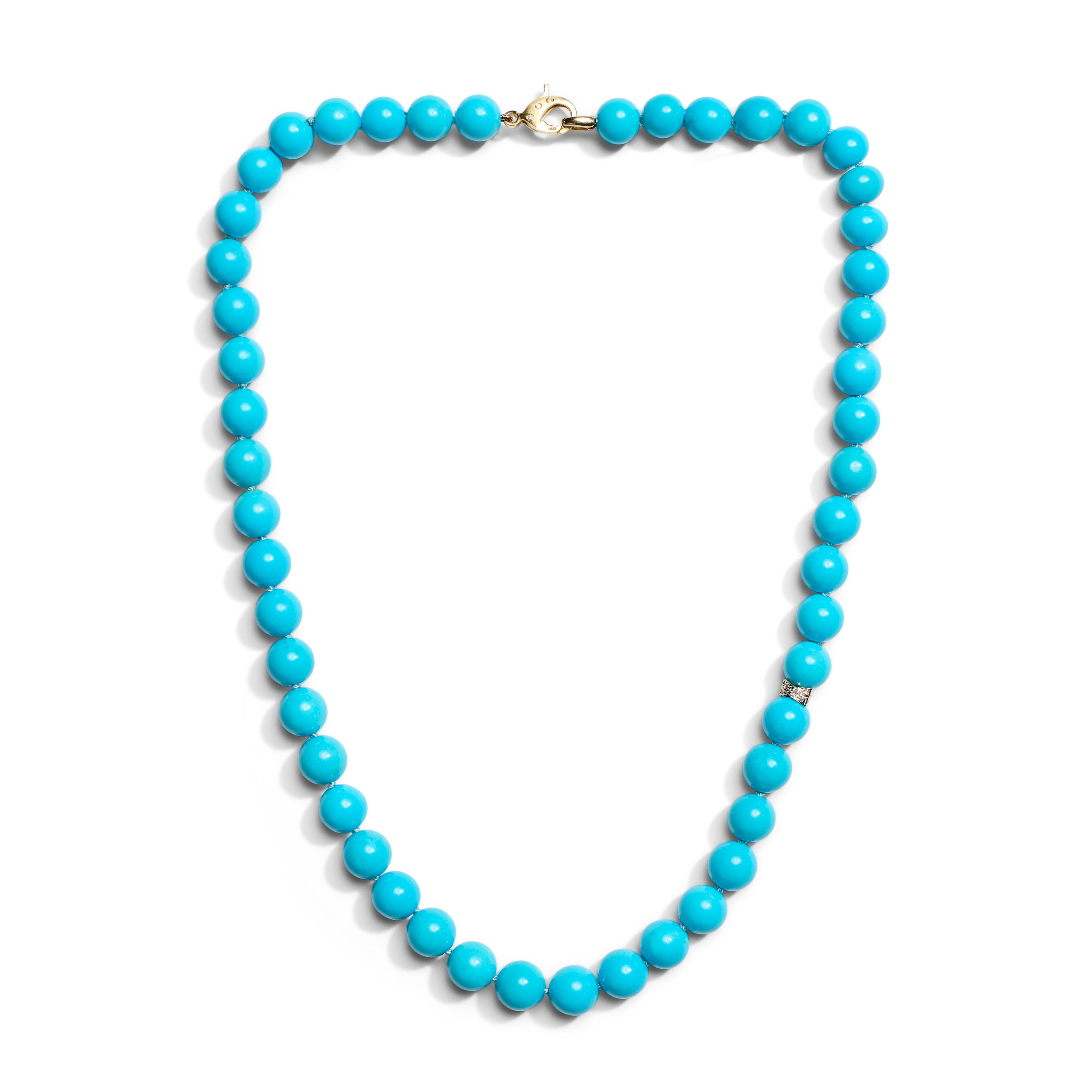 Women's or Men's Genuine 295 Carat Blue Sleeping Beauty Turquoise Diamond Yellow Gold Necklace For Sale