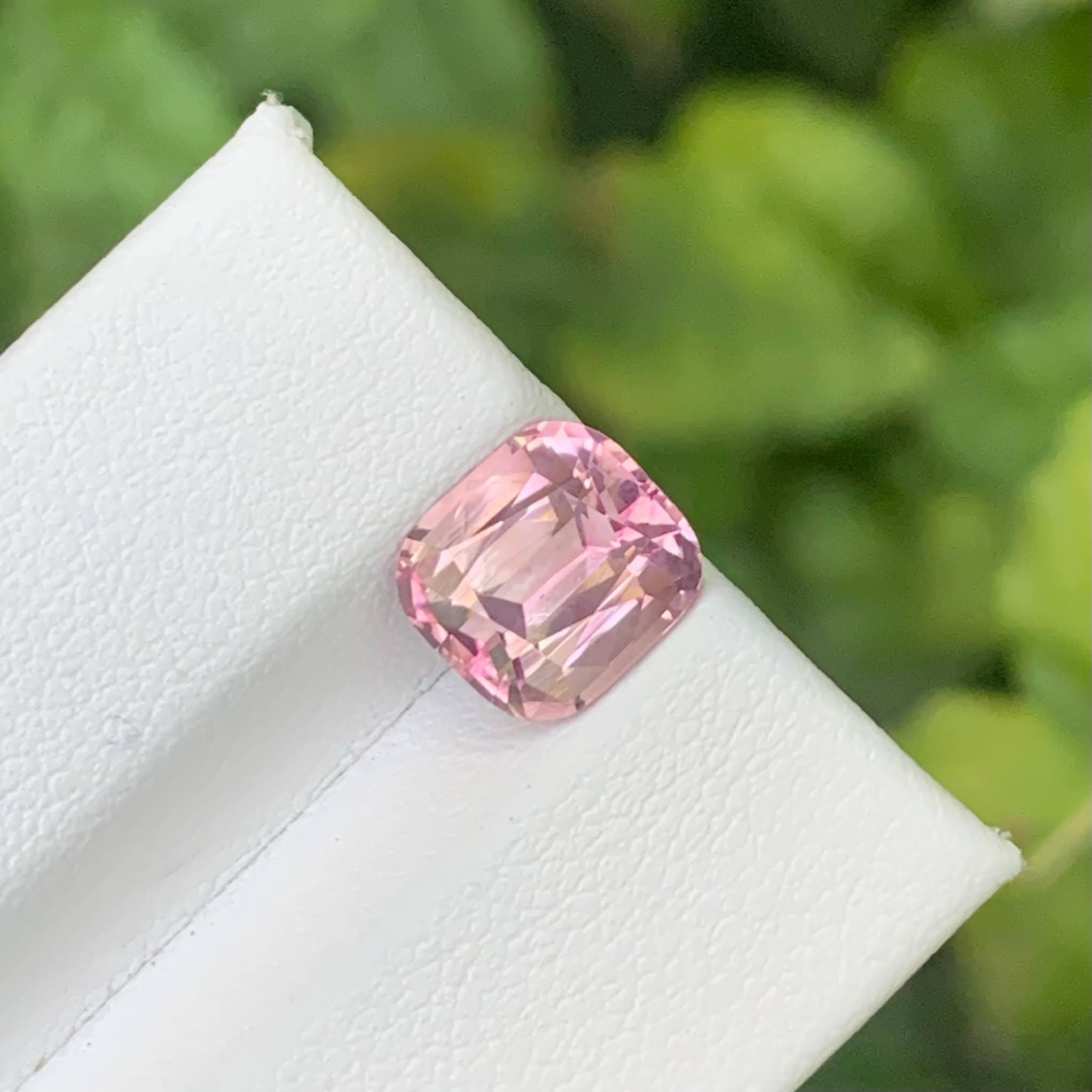 2.95 Carat Natural Loose Baby Pink Tourmaline Stone Cushion Cut Afghan Gemstone (pierre précieuse afghane) Neuf - En vente à Bangkok, TH