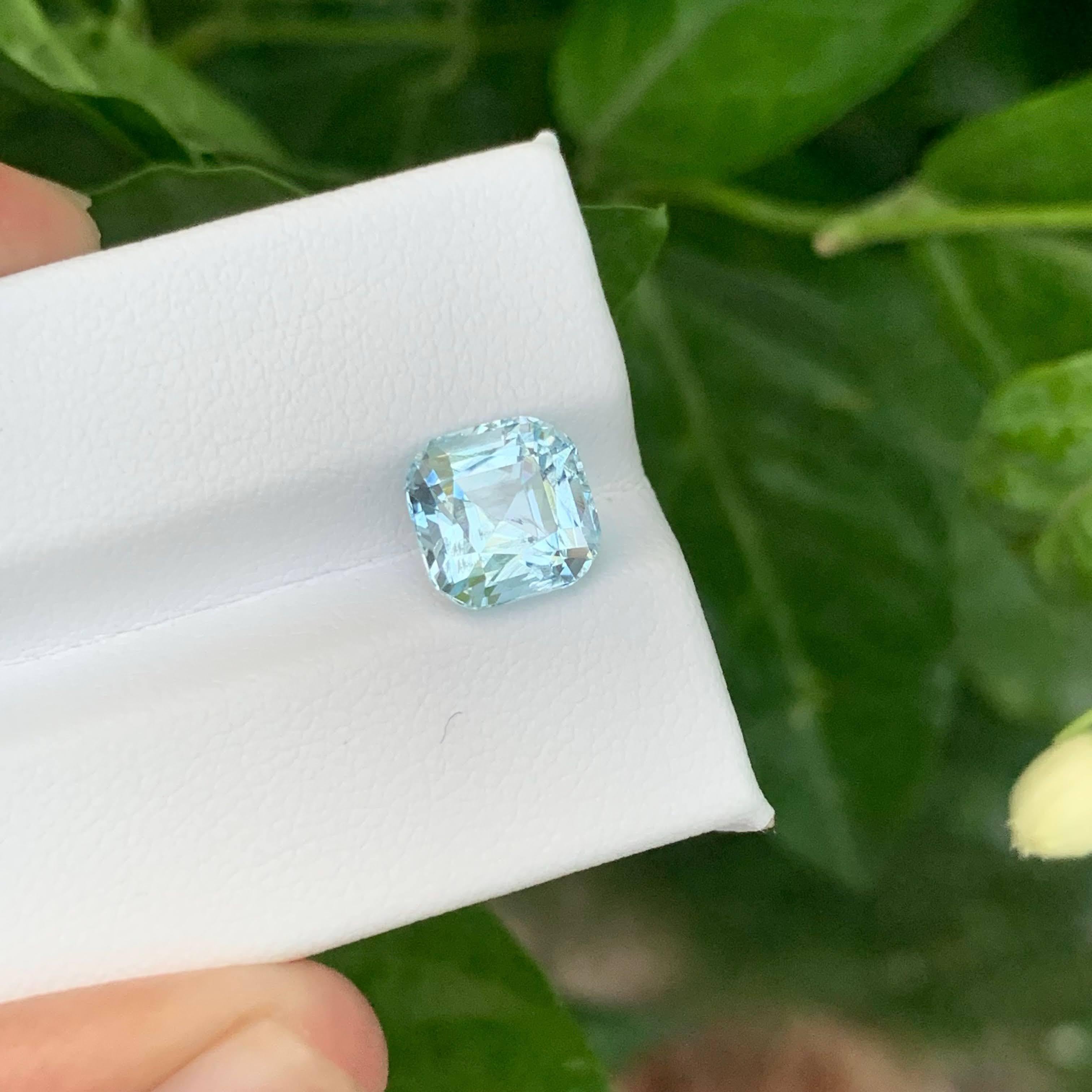 2.95 Karat Natürlicher Loser Blauer Aquamarin Stein Cushion Cut Pakistanischer Edelstein für Damen oder Herren im Angebot