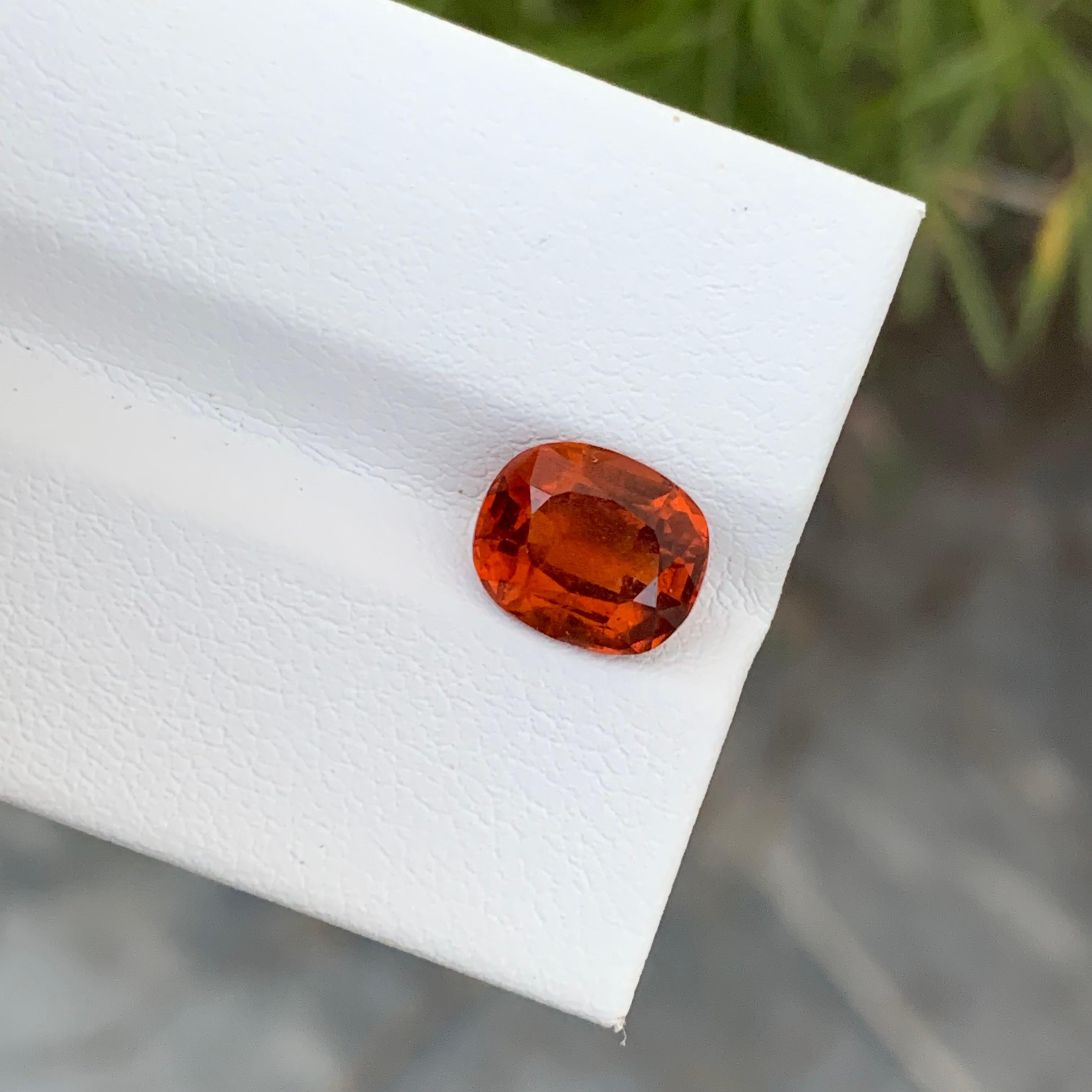 Garnet hessonite naturel non serti de 2,95 carats de forme ovale pour la fabrication de bijoux en vente 4