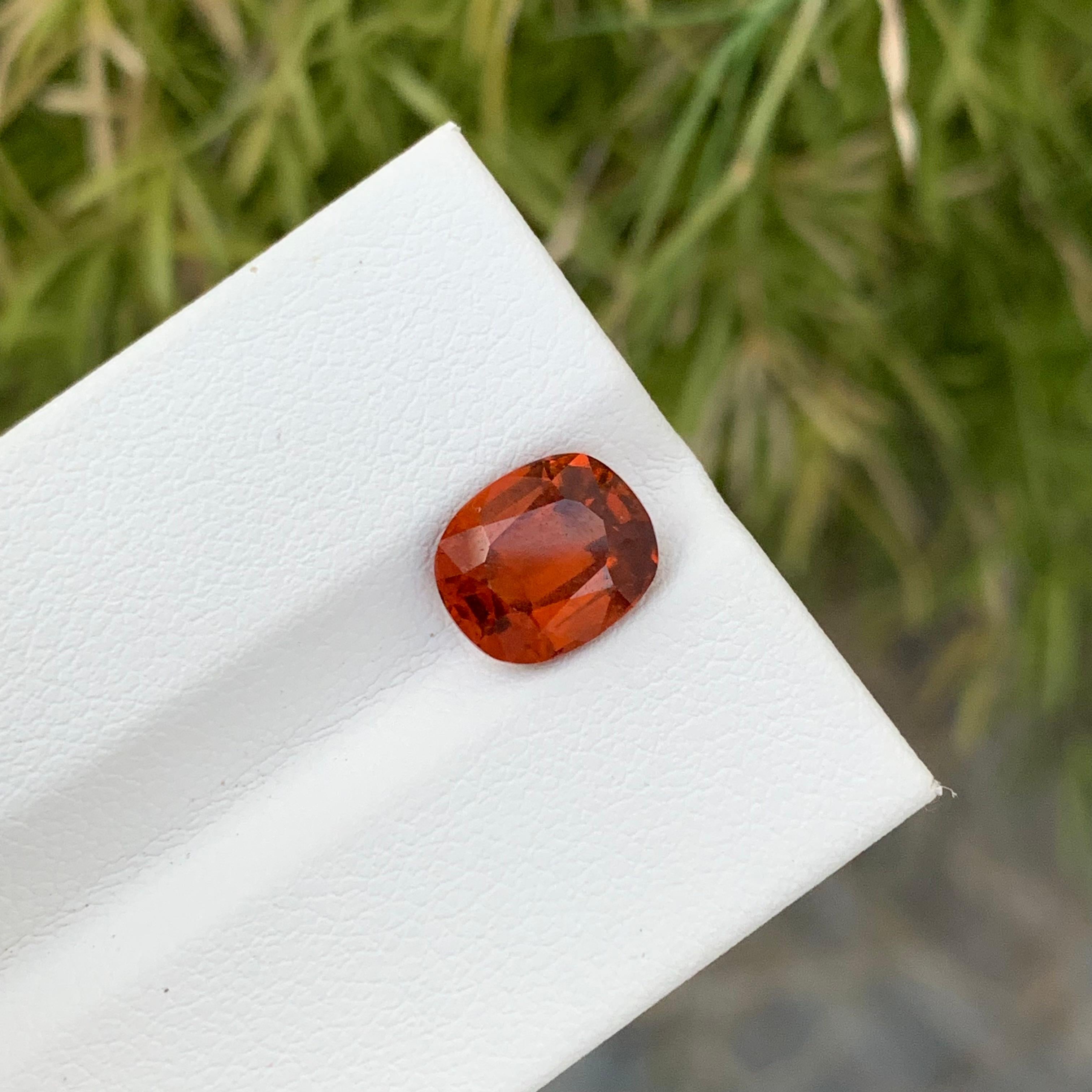Arts and Crafts Garnet hessonite naturel non serti de 2,95 carats de forme ovale pour la fabrication de bijoux en vente