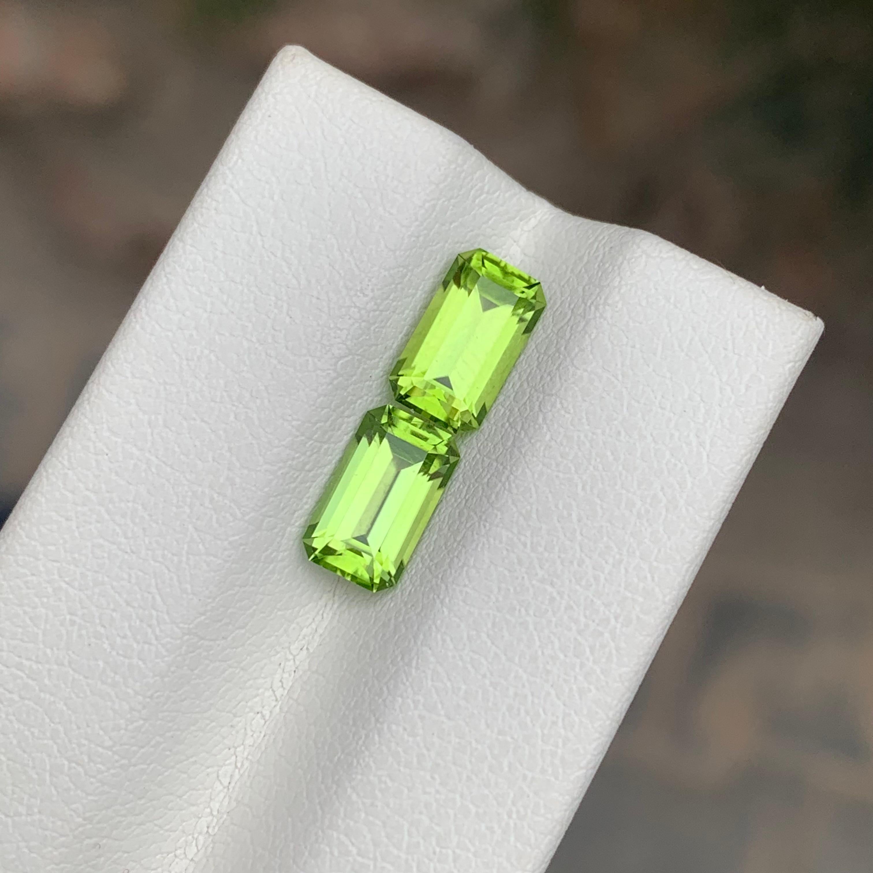 2.95 Carat Natural Loose Peridot Matching Pairs en vente 5