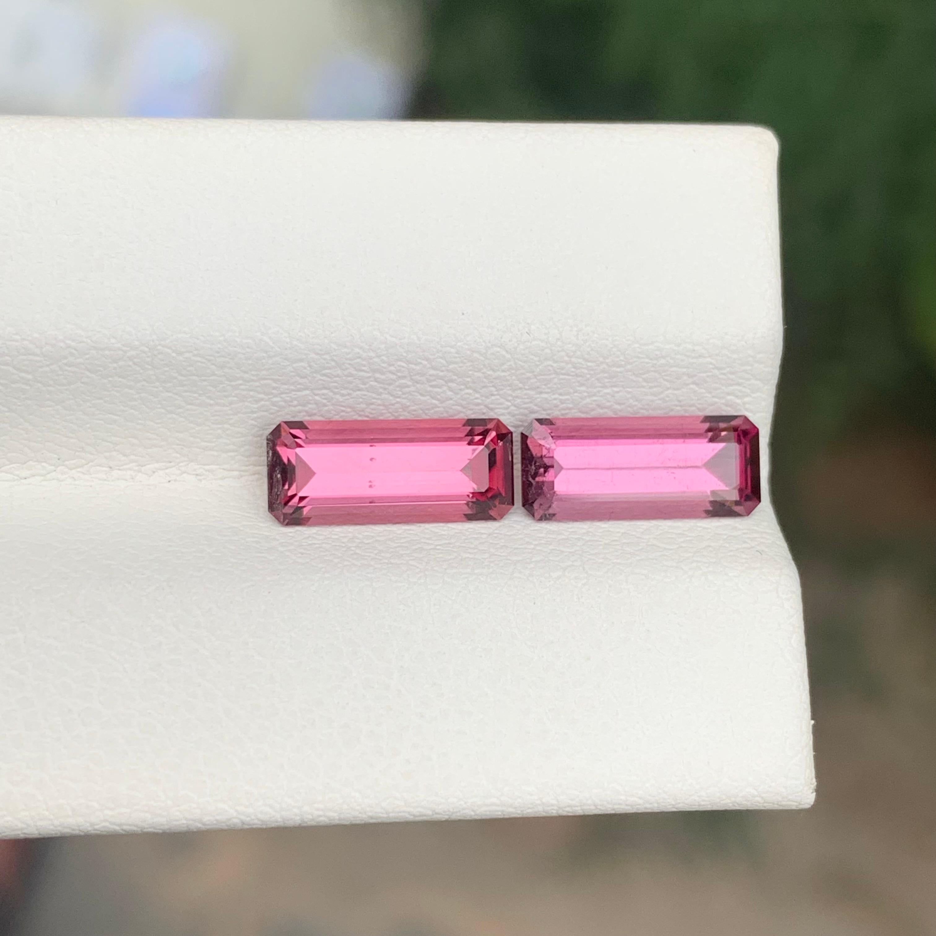 2.95 Carat Natural Loose Pink Tourmaline Pair Emerald Shape Gemstone (pierre précieuse en forme d'émeraude) Neuf - En vente à Peshawar, PK