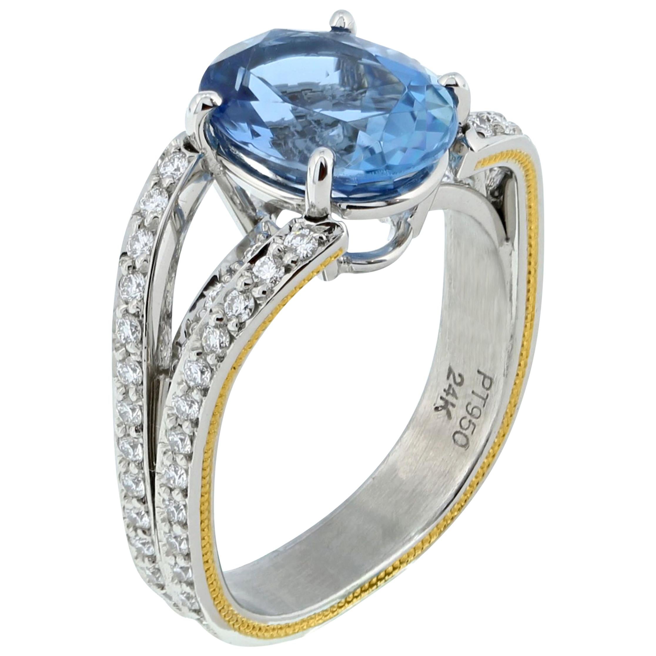 2.95 Carat Oval Aquamarine Ring in Platinum and 24 Karat Gold by Zoltan David For Sale