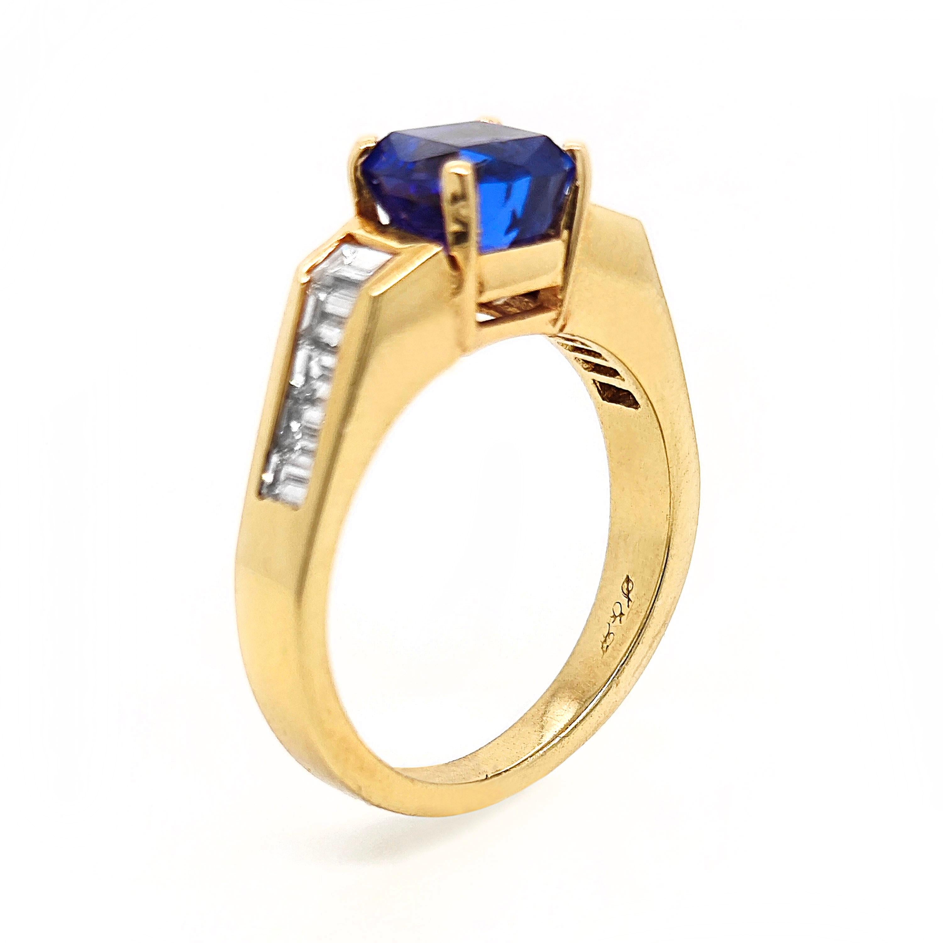 Mixed Cut 2.95 Carat Tanzanite and  White Diamond Yellow Gold Ring For Sale