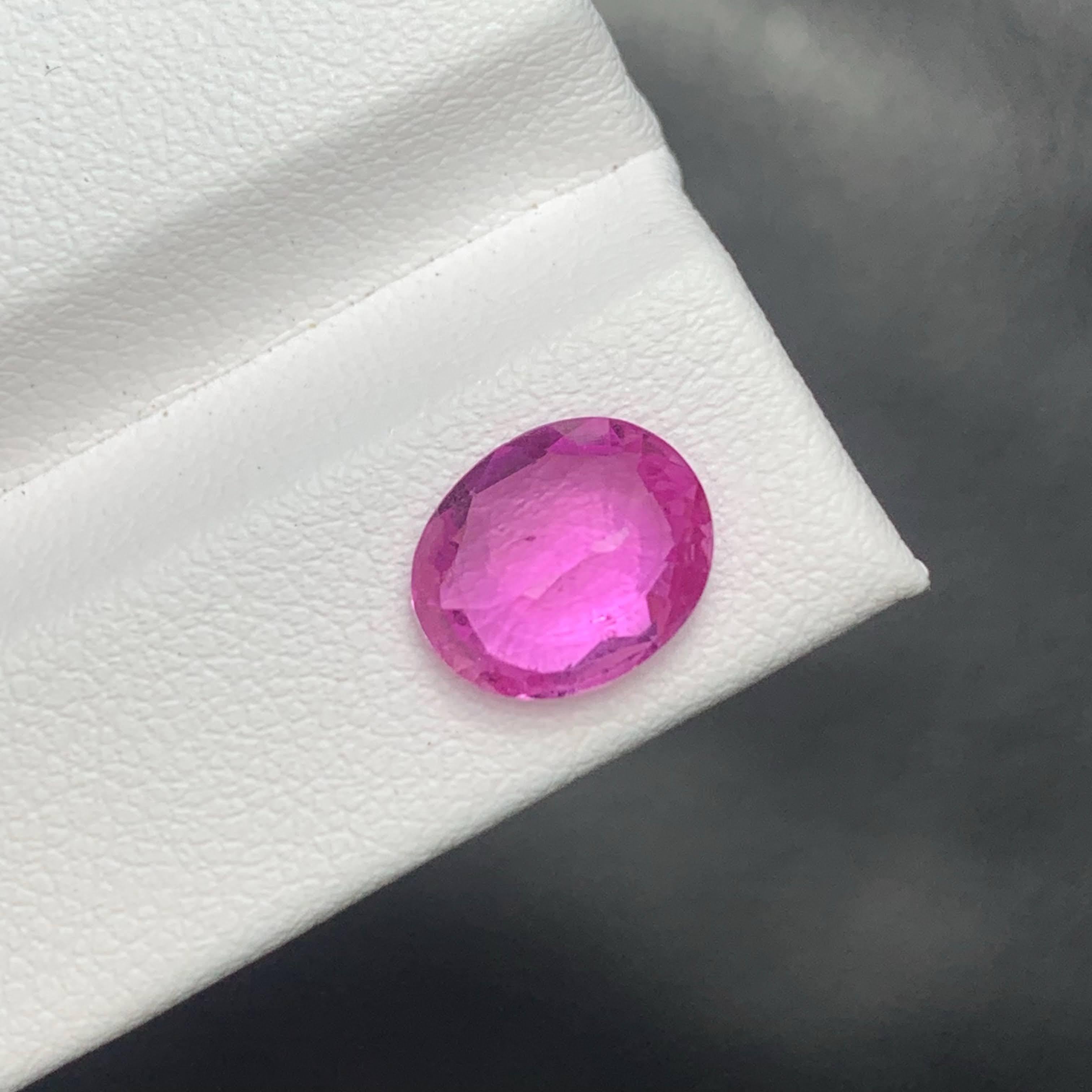 2.95 carats Loose Unheated Pink Sapphire Stone Oval Cut Natural Madagascar's Gem in vendita 2