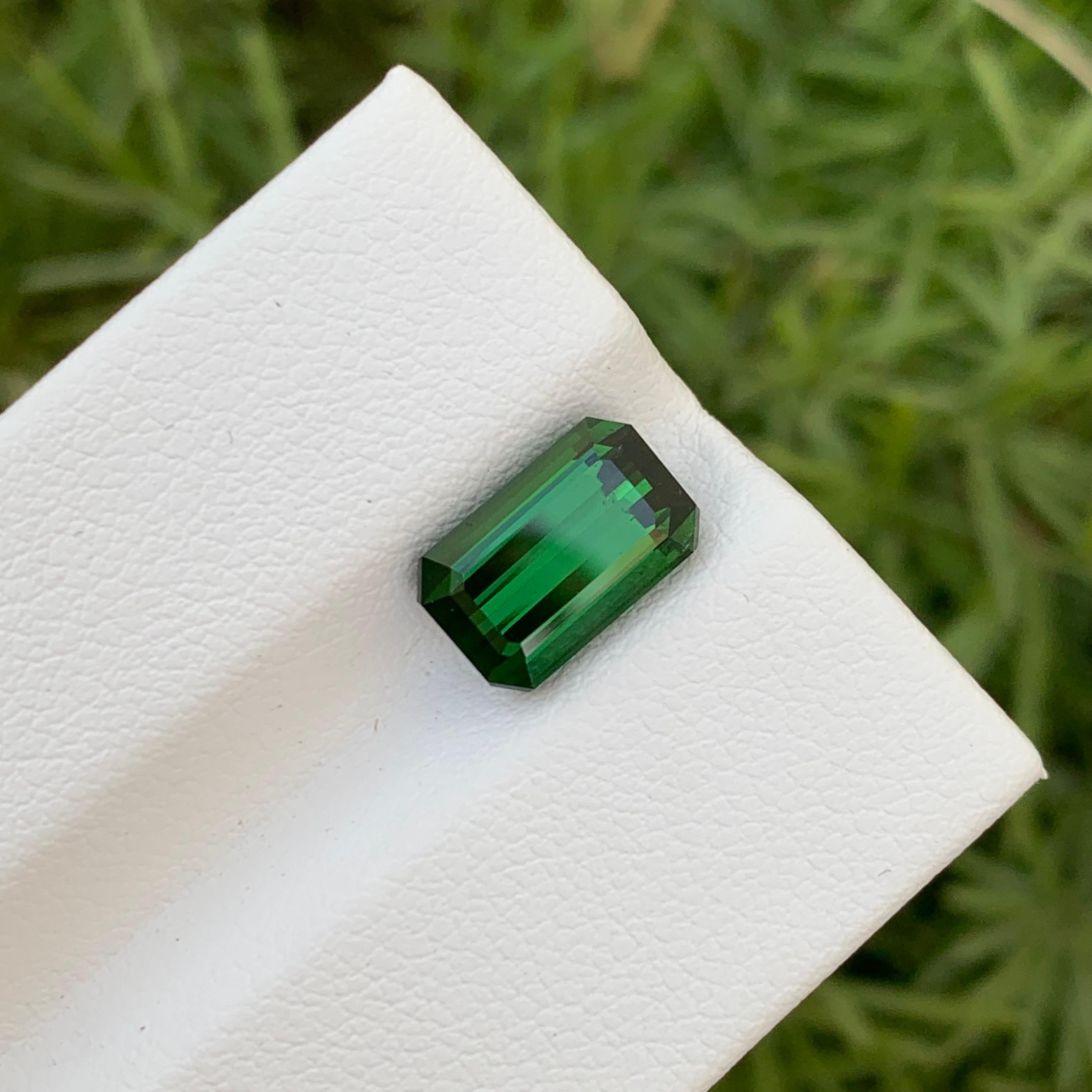 2.95 Carats Natural Loose Green Tourmaline Emerald Shape Gem For Ring  For Sale 1