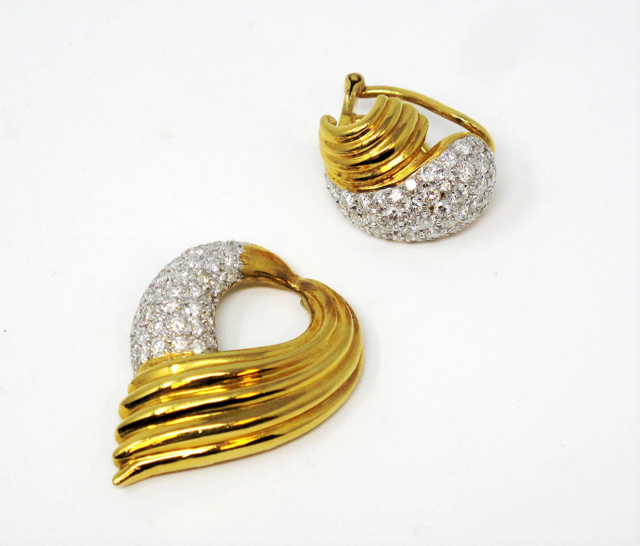 Round Cut 2.95 Carats Total Pave Diamond Door Knocker Non-Pierced Earrings 18K Yellow Gold For Sale