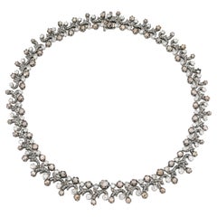Collier de 29,50 carats de diamants bruns et blancs taillés en rose