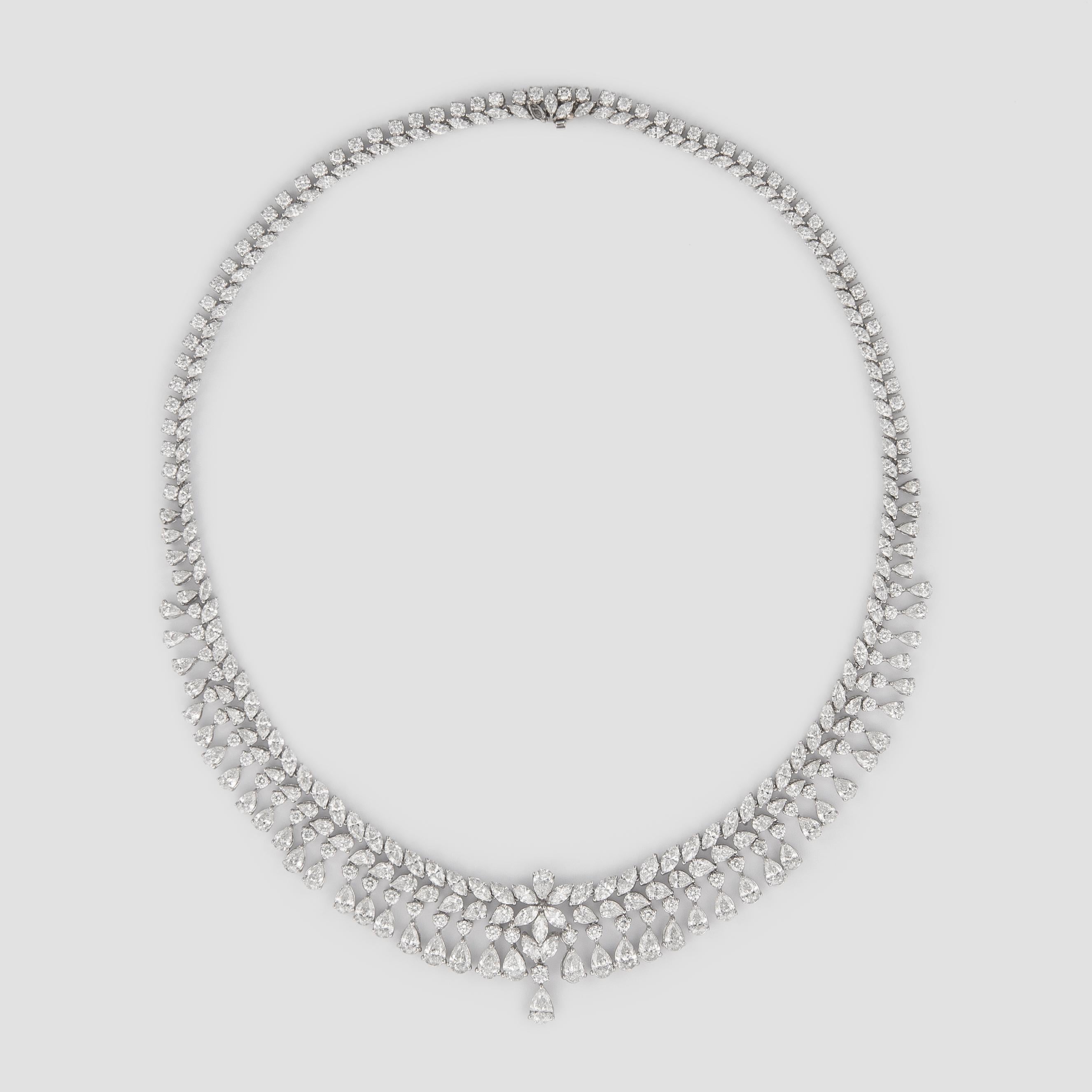 Contemporary 29.58 Carat Pear, Marquise, and Round Diamonds 18 Karat White Gold Necklace For Sale