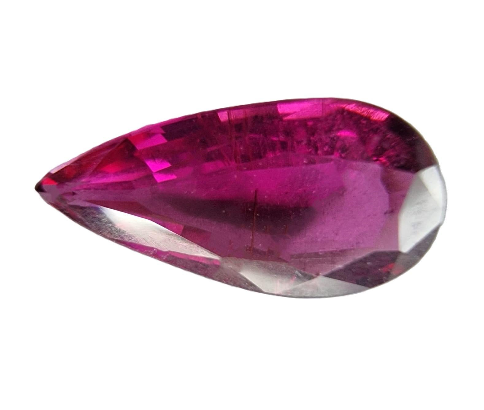 Modern 2.95ct Pear Cut Pinkish Red Rubellite Tourmaline Gemstone For Sale