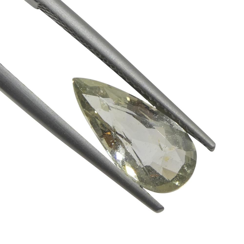 Taille brillant 2.95ct Pear Shape Green Sapphire from Tanzania (saphir vert en forme de poire de Tanzanie) en vente
