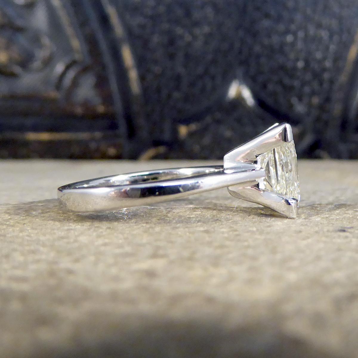 2 carat princess cut diamond solitaire engagement ring