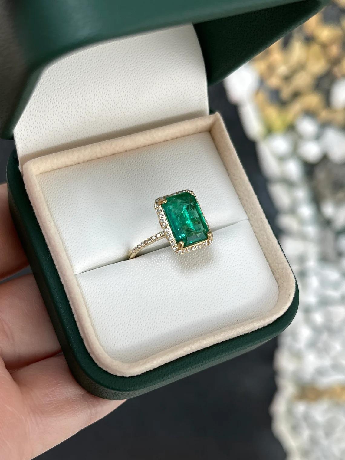 2.95tcw 18K Fine Quality Dark Emerald Cut & Diamond Halo Gold Engagement Ring For Sale 4
