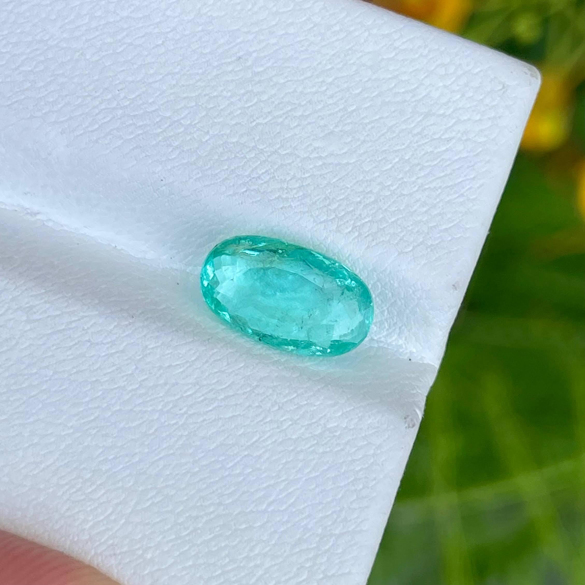 2.96 Carats Paraiba Tourmaline Oval Cut Natural Mozambique Stone AIGS Certified In New Condition For Sale In Bangkok, TH