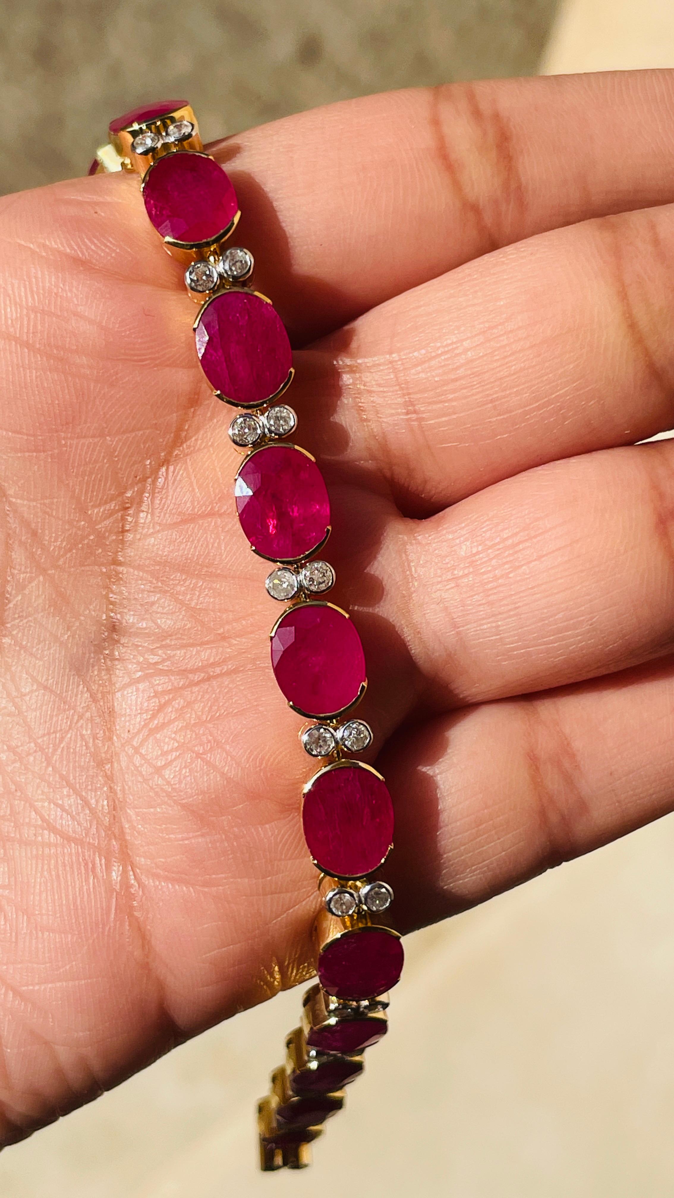 29,6 Karat Rubin- und Diamantarmband mit Ovalschliff aus 18 Karat Gelbgold im Angebot 6