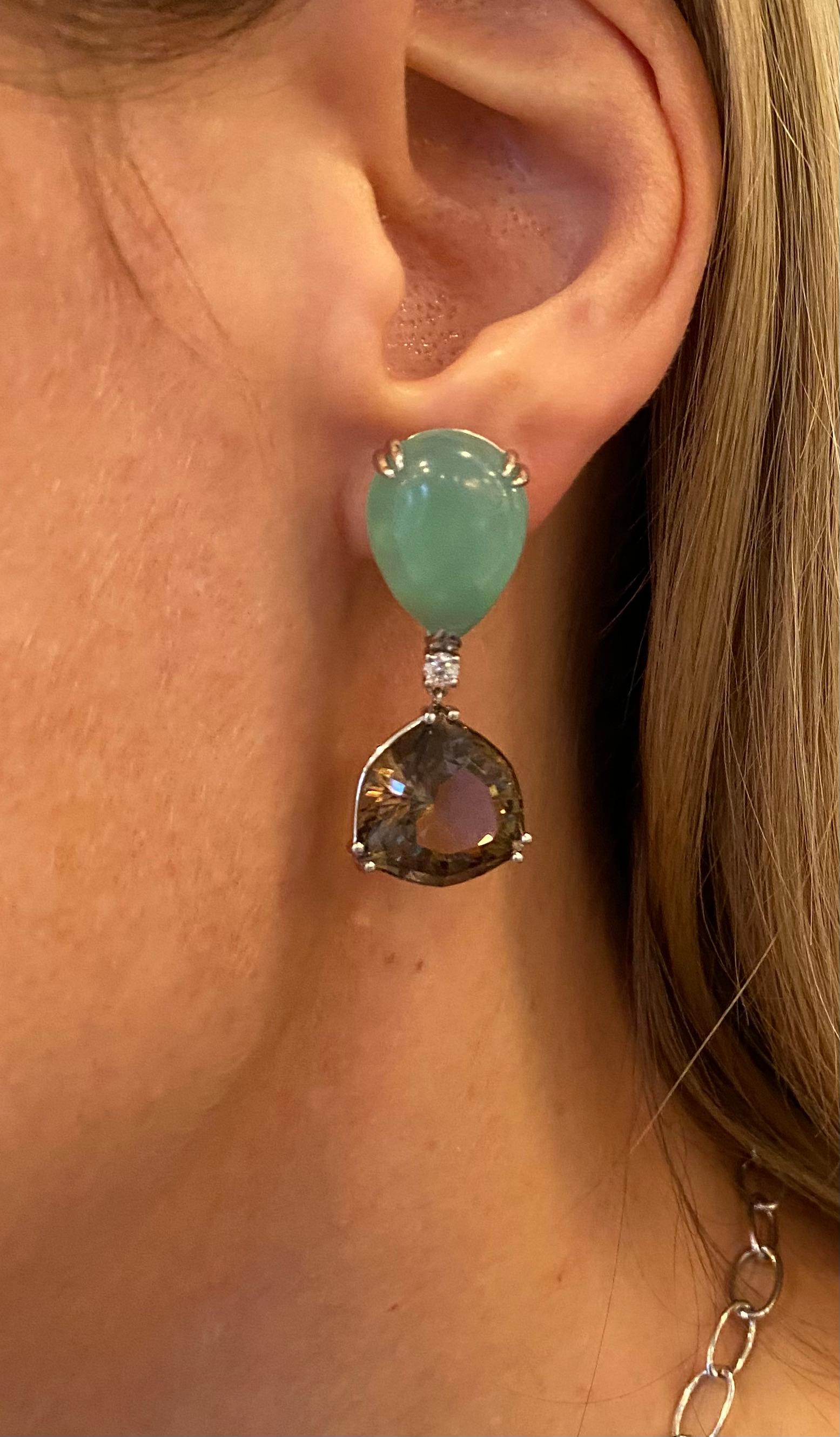 Pear Cut 29.60 Carats Chrysoprase, Smoky Quartz, and Diamond Earrings in Platinum For Sale