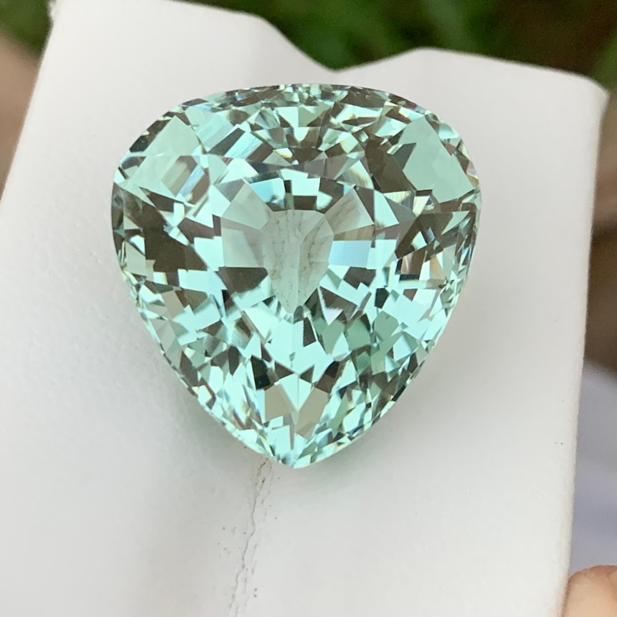 29.65 Carats Stunning Natural Loose Green Aquamarine Pear Shape From Africa Mine For Sale 6