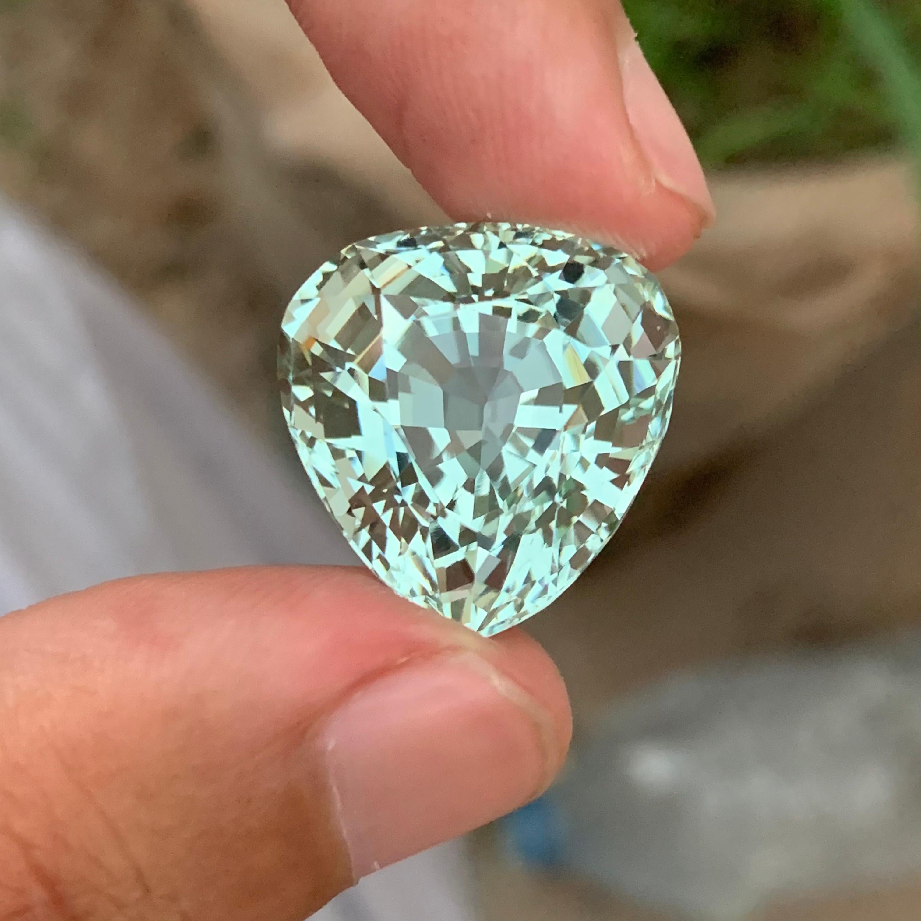 29.65 Carats Stunning Natural Loose Green Aquamarine Pear Shape From Africa Mine For Sale 1