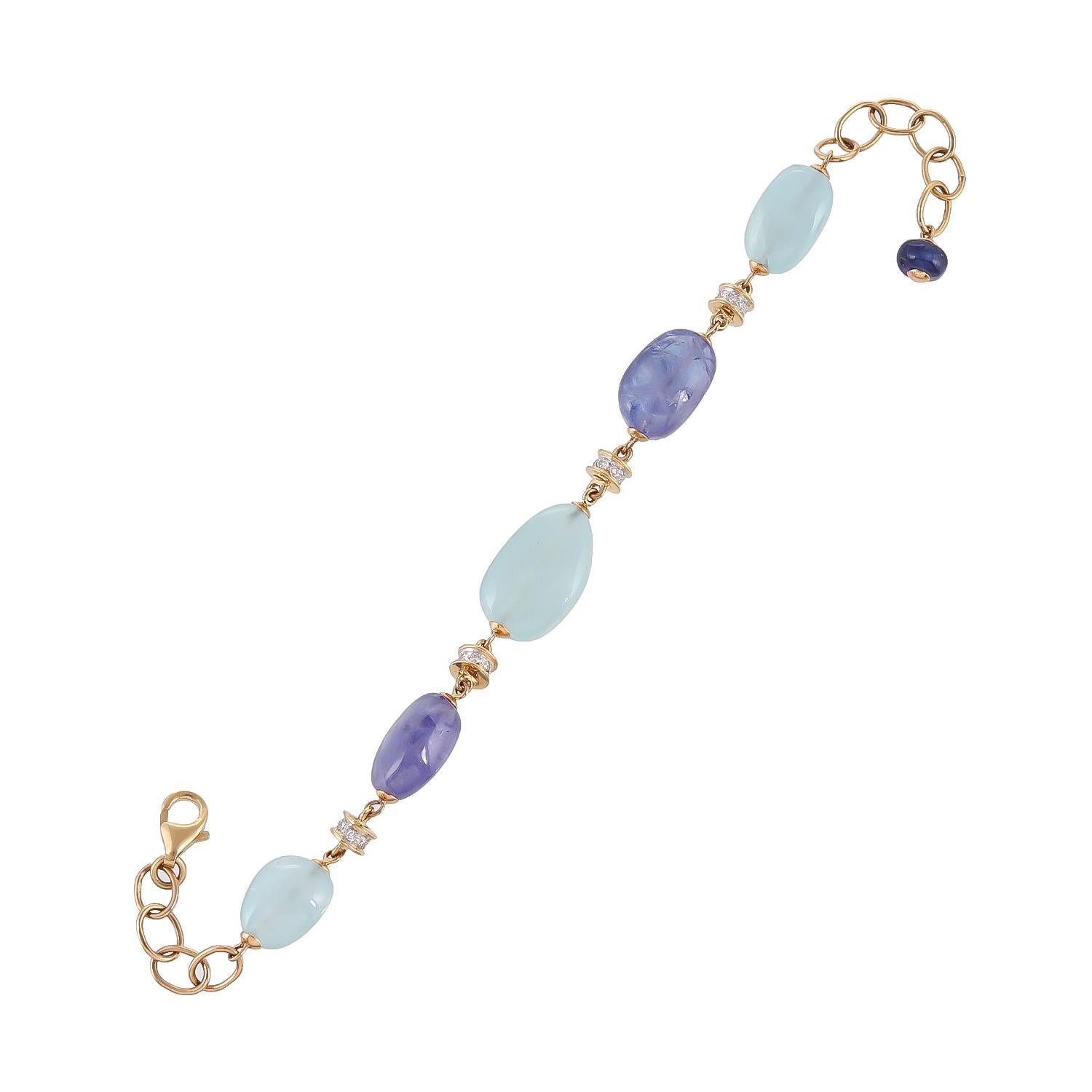 A stunning combination of 29.66-carat aquamarine and 23.31-carat tanzanite are enhanced with 0.32-carat diamond roundels and links further add to the gorgeousness.
Length of the Bracelet- 8.30 inches 