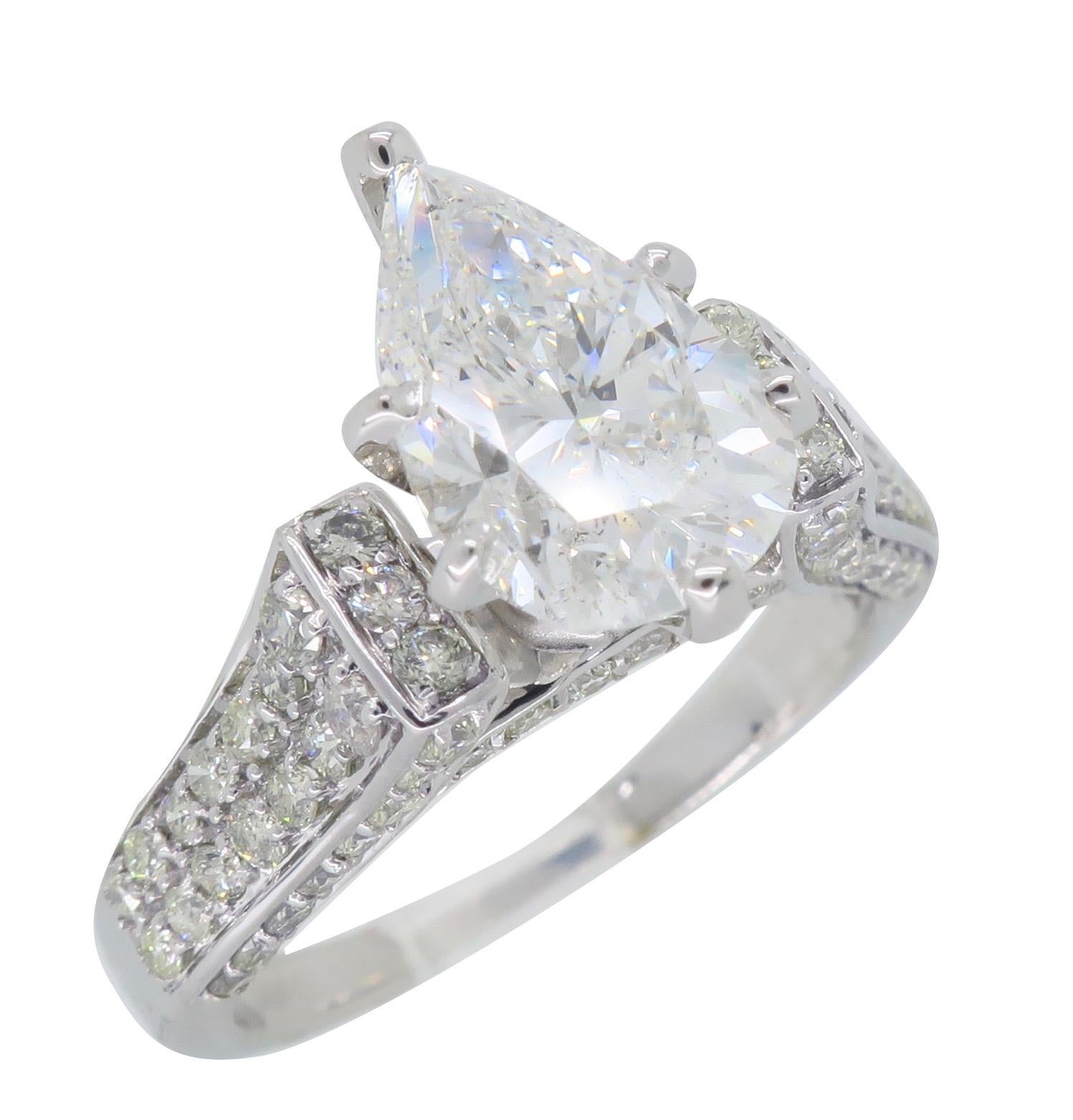 2 carat pear shaped diamond ring