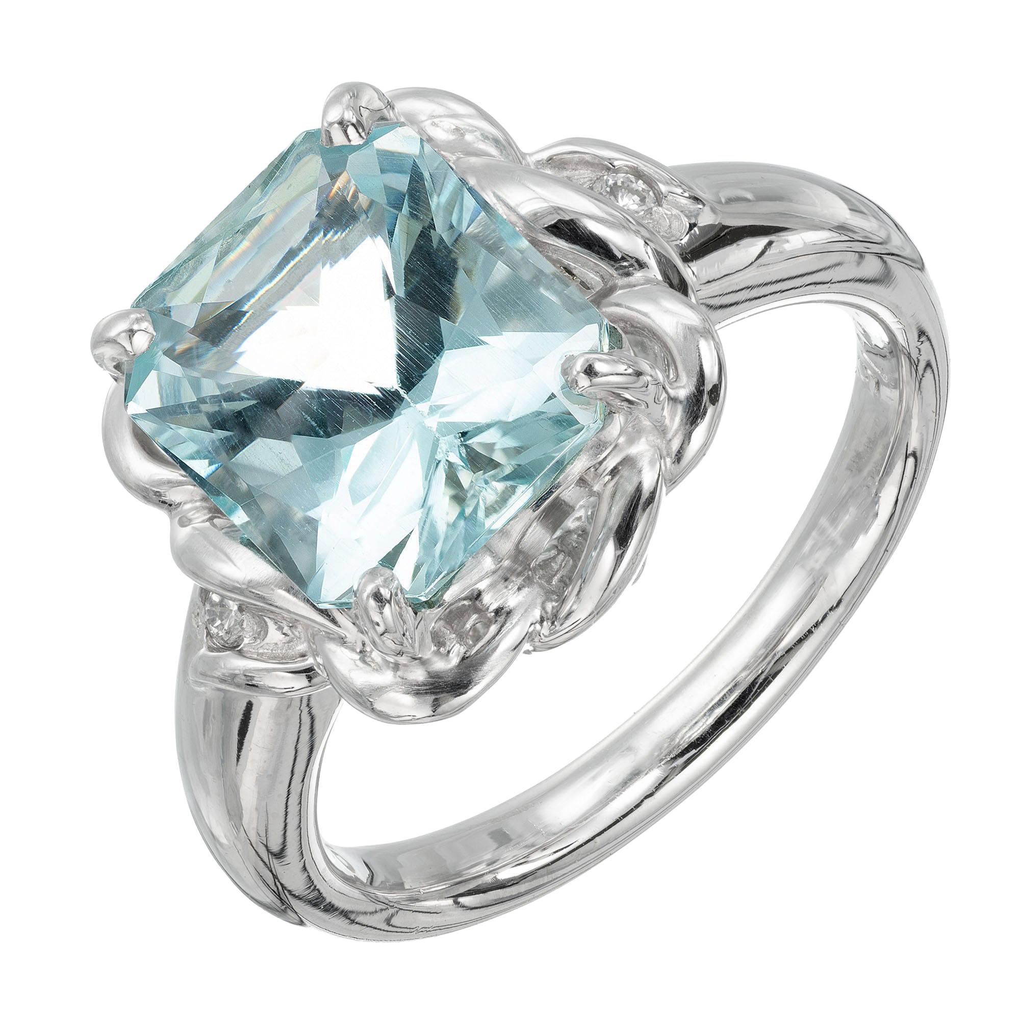 2.97 Carat Aquamarine Diamond Platinum Ring For Sale